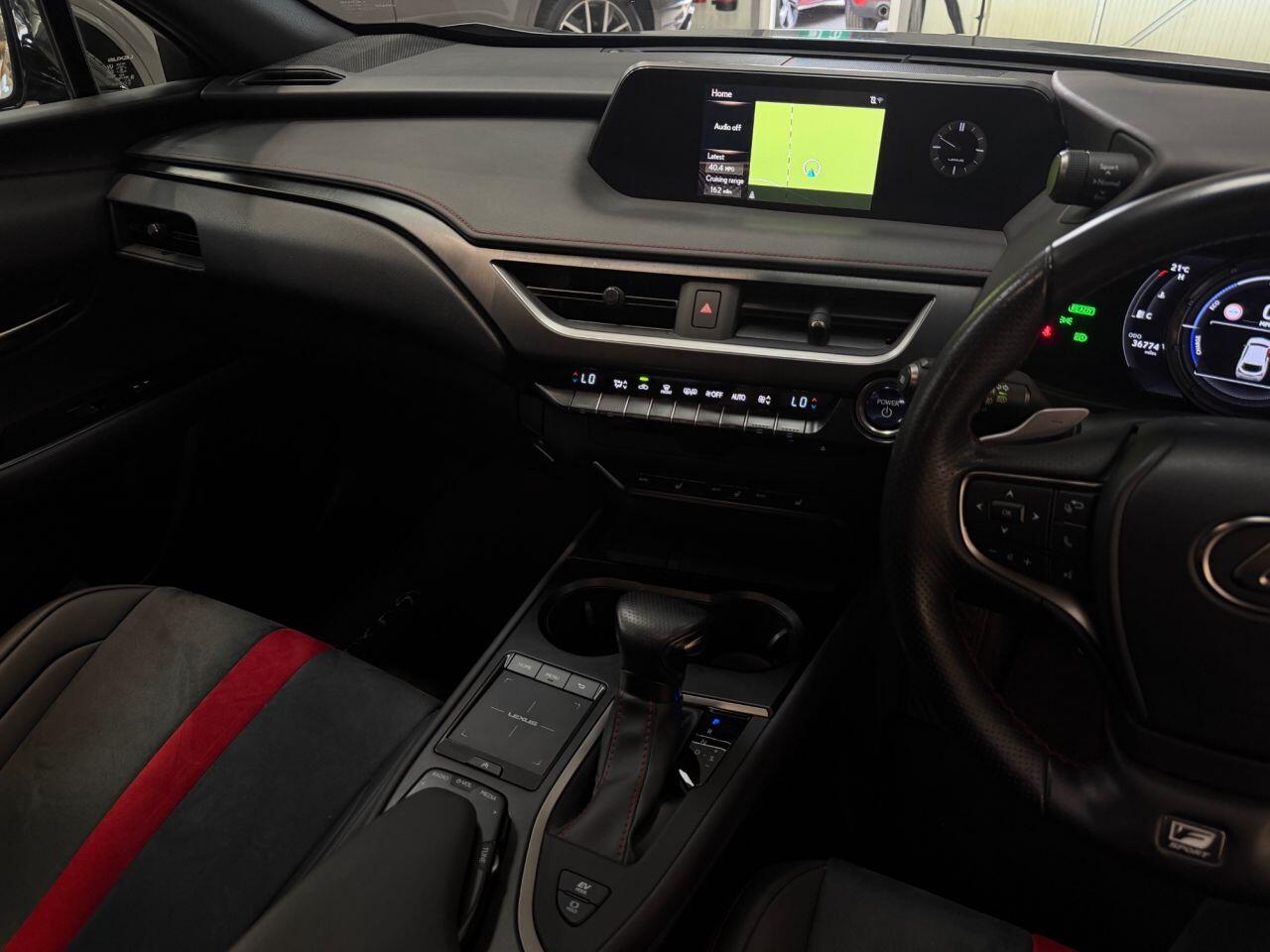 Lexus Ux view 20
