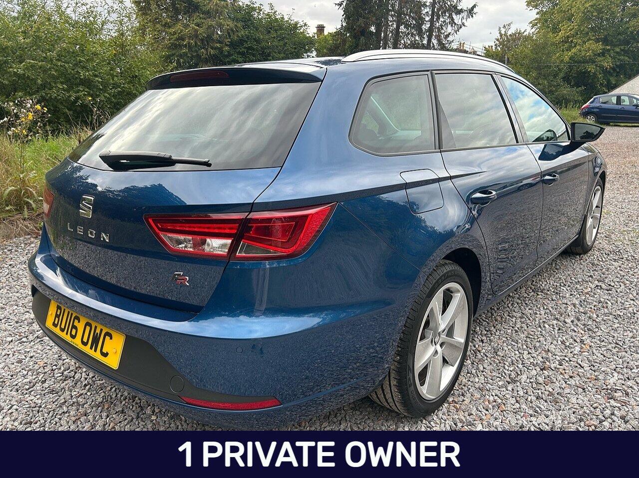 Seat Leon view 8