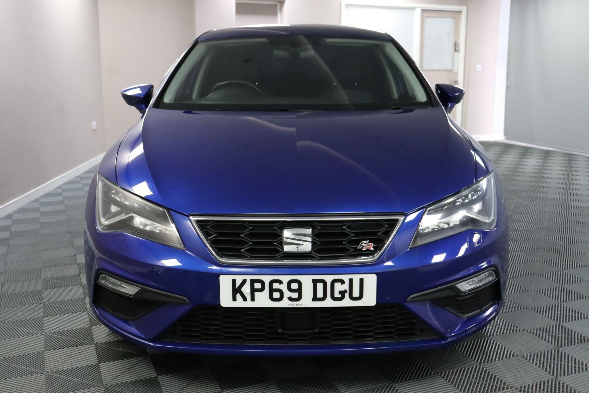 Seat Leon Leon view 2
