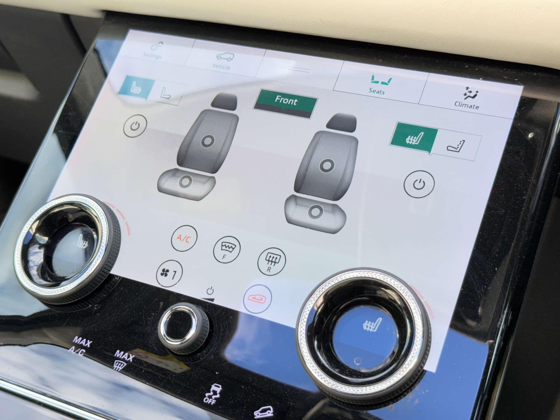 Land Rover Range Rover Velar view 76