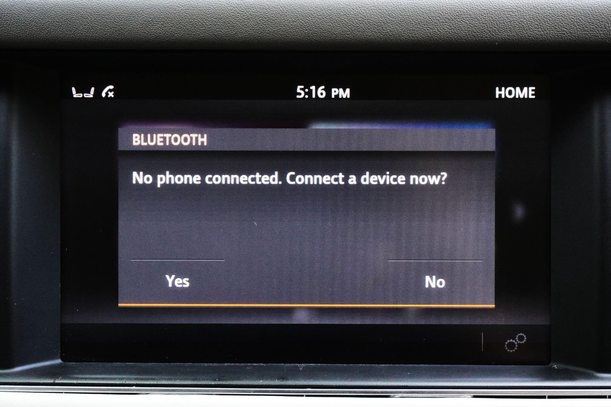Jaguar XF view 28