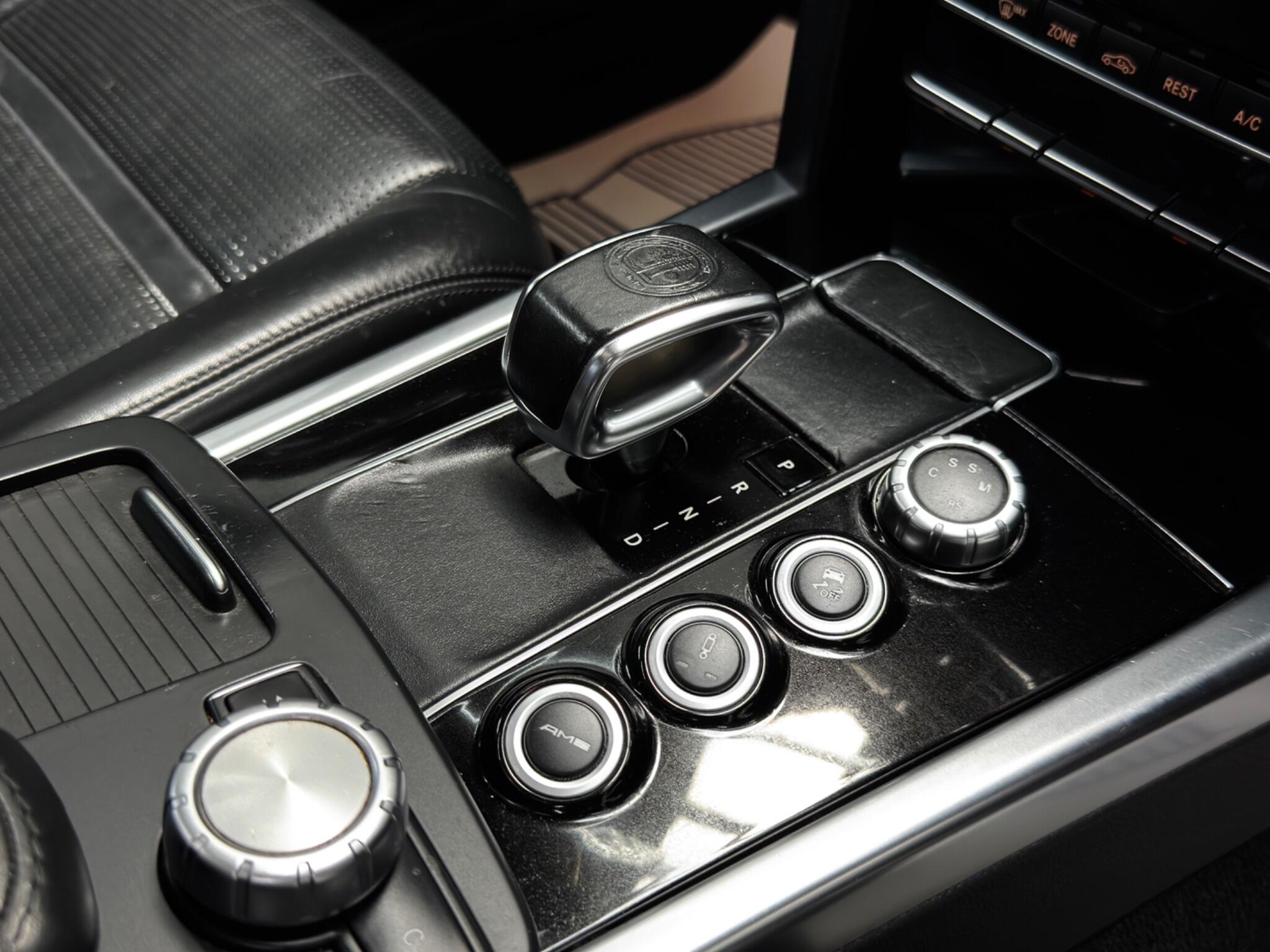 Mercedes-Benz E-Class view 47