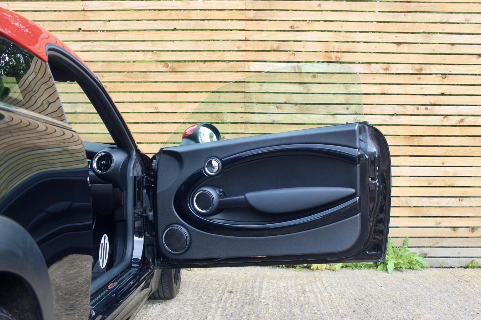 MINI Coupe view 23