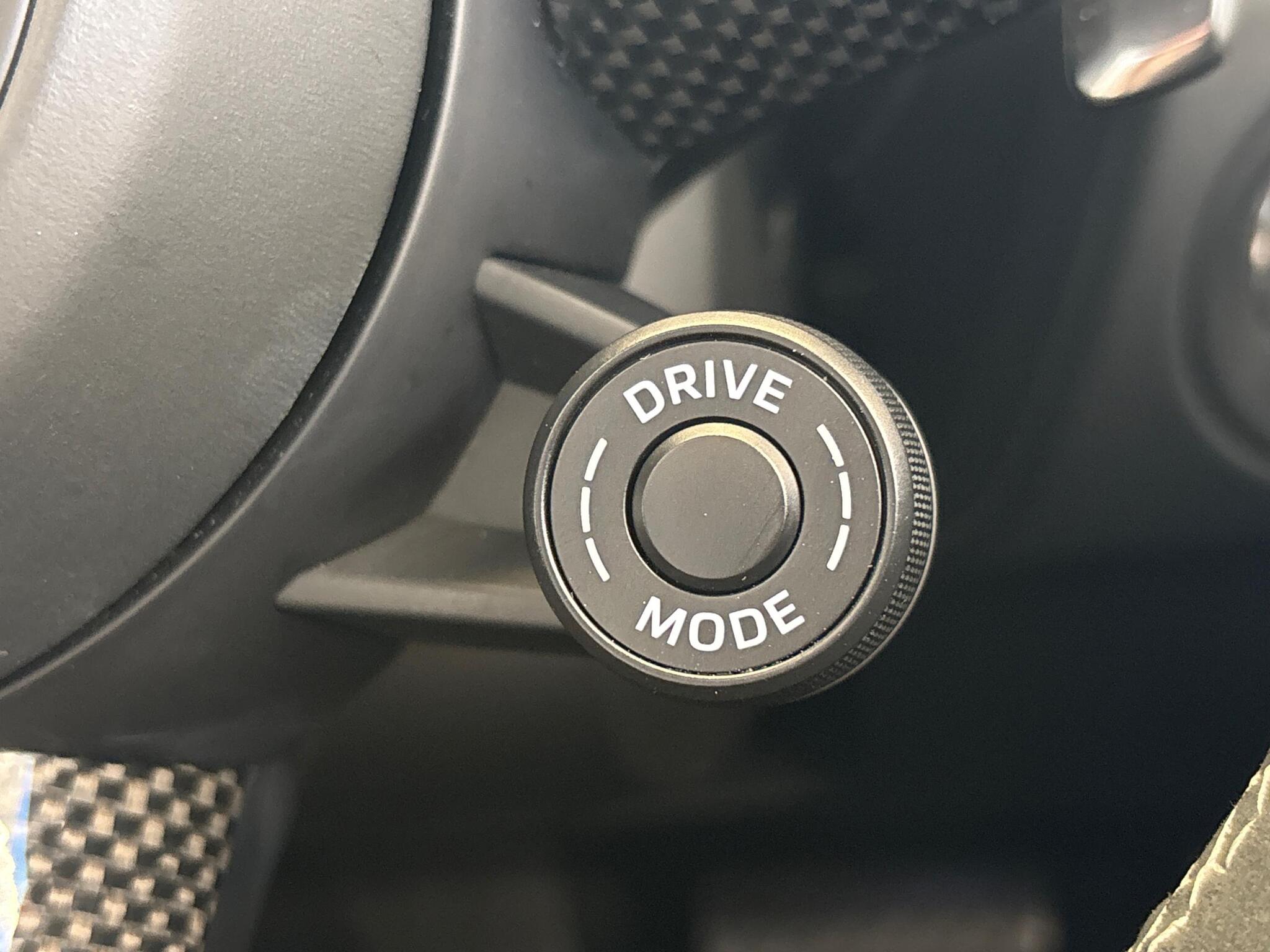 Porsche Macan view 40