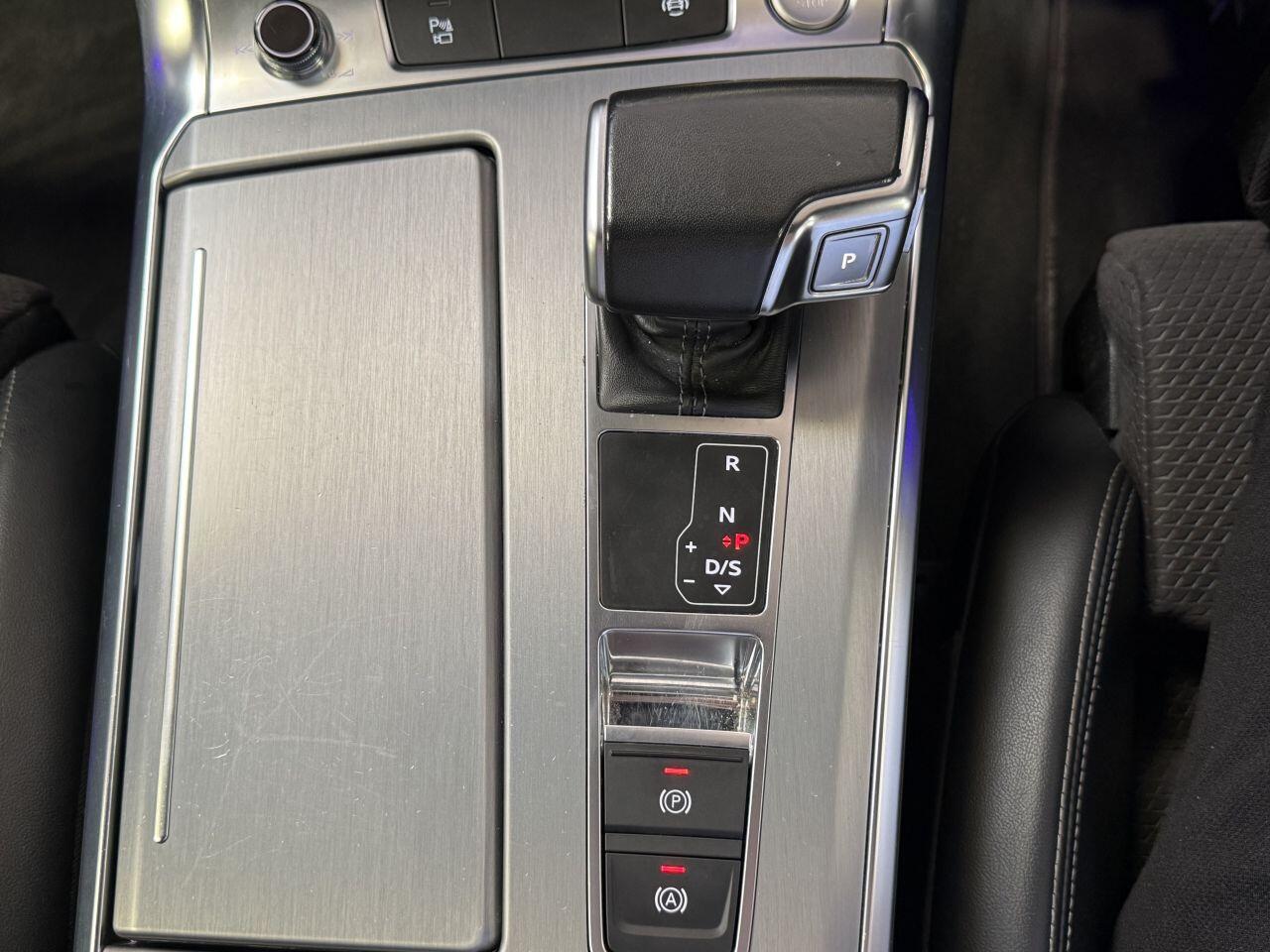 Audi A6 Saloon view 56