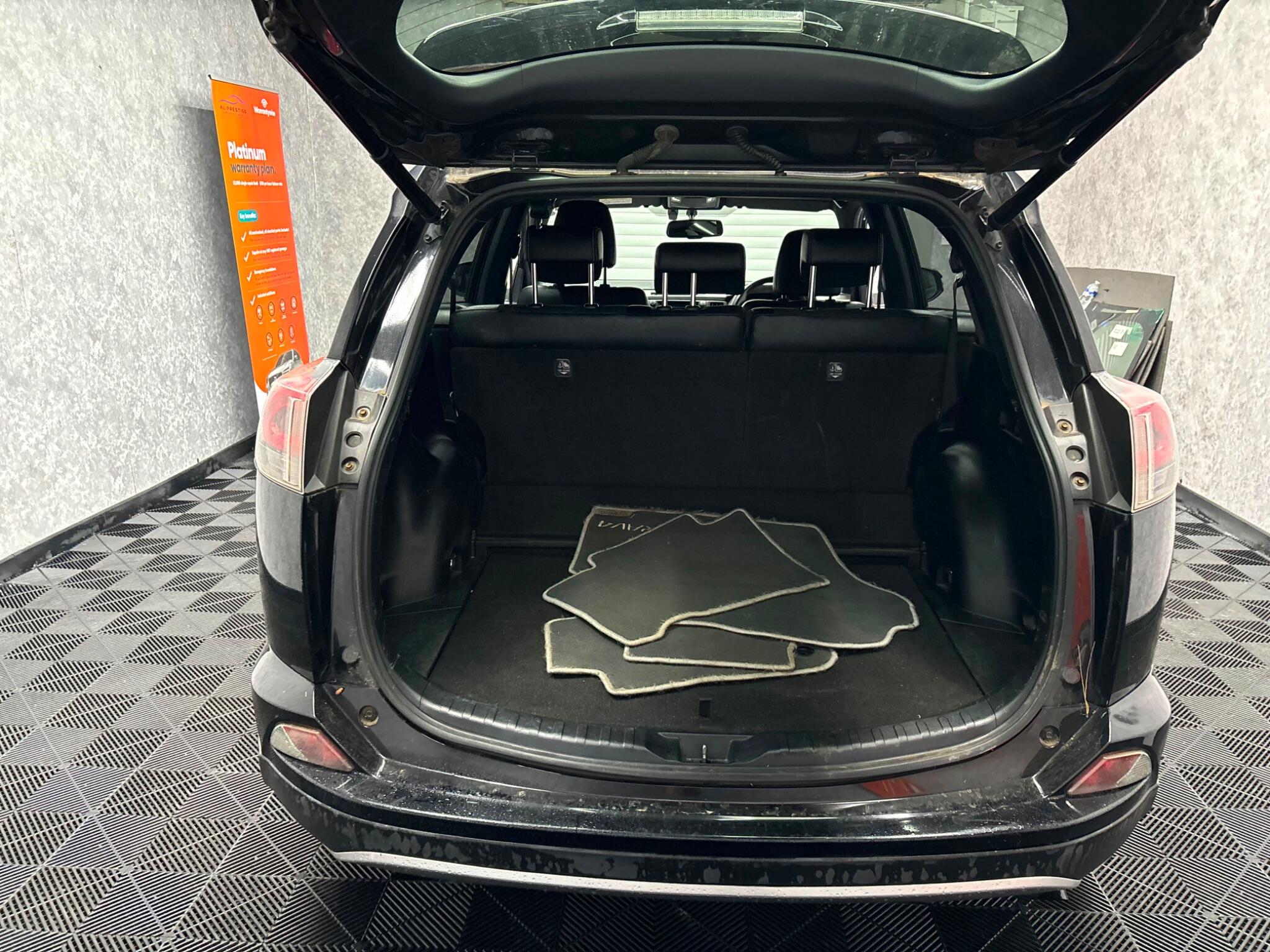 Toyota Rav4 view 31