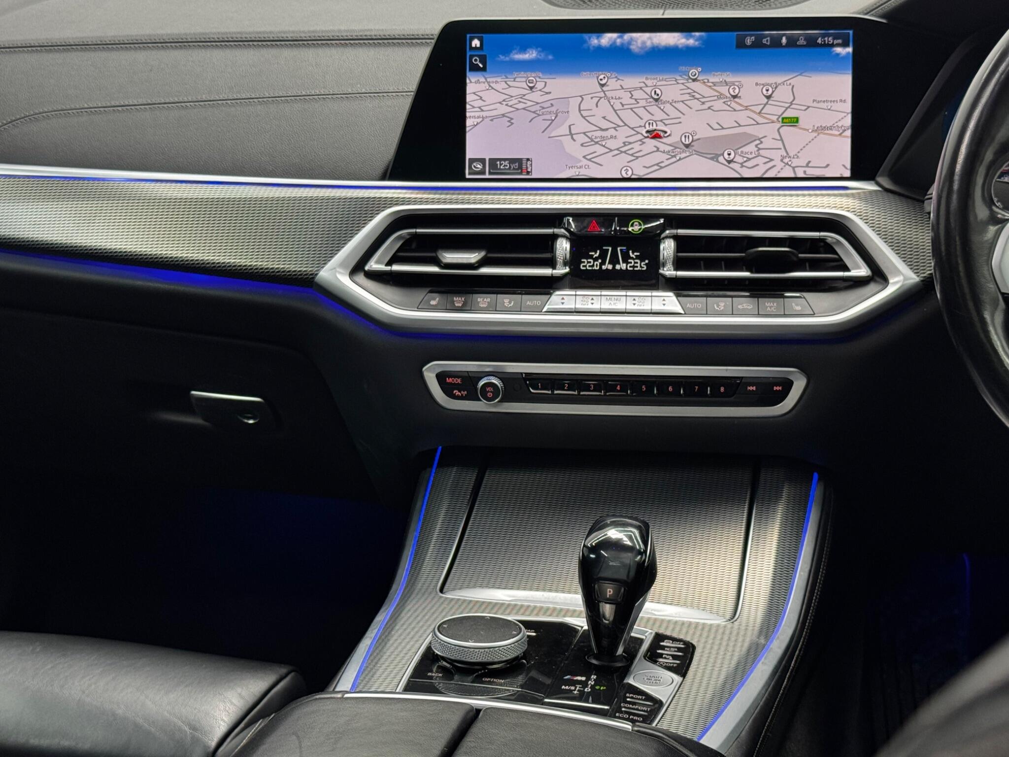 BMW X5 view 41