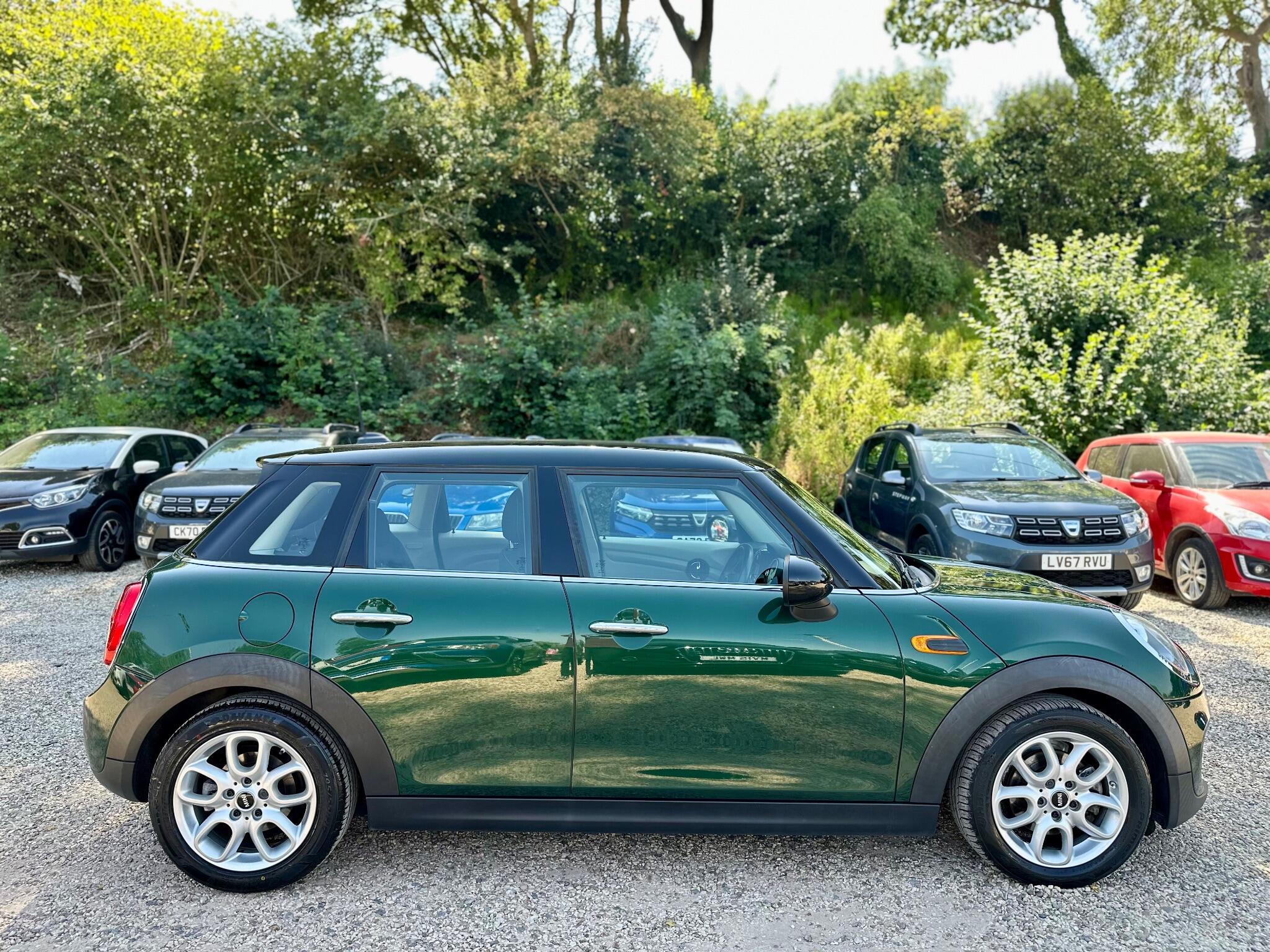 MINI Hatch view 7