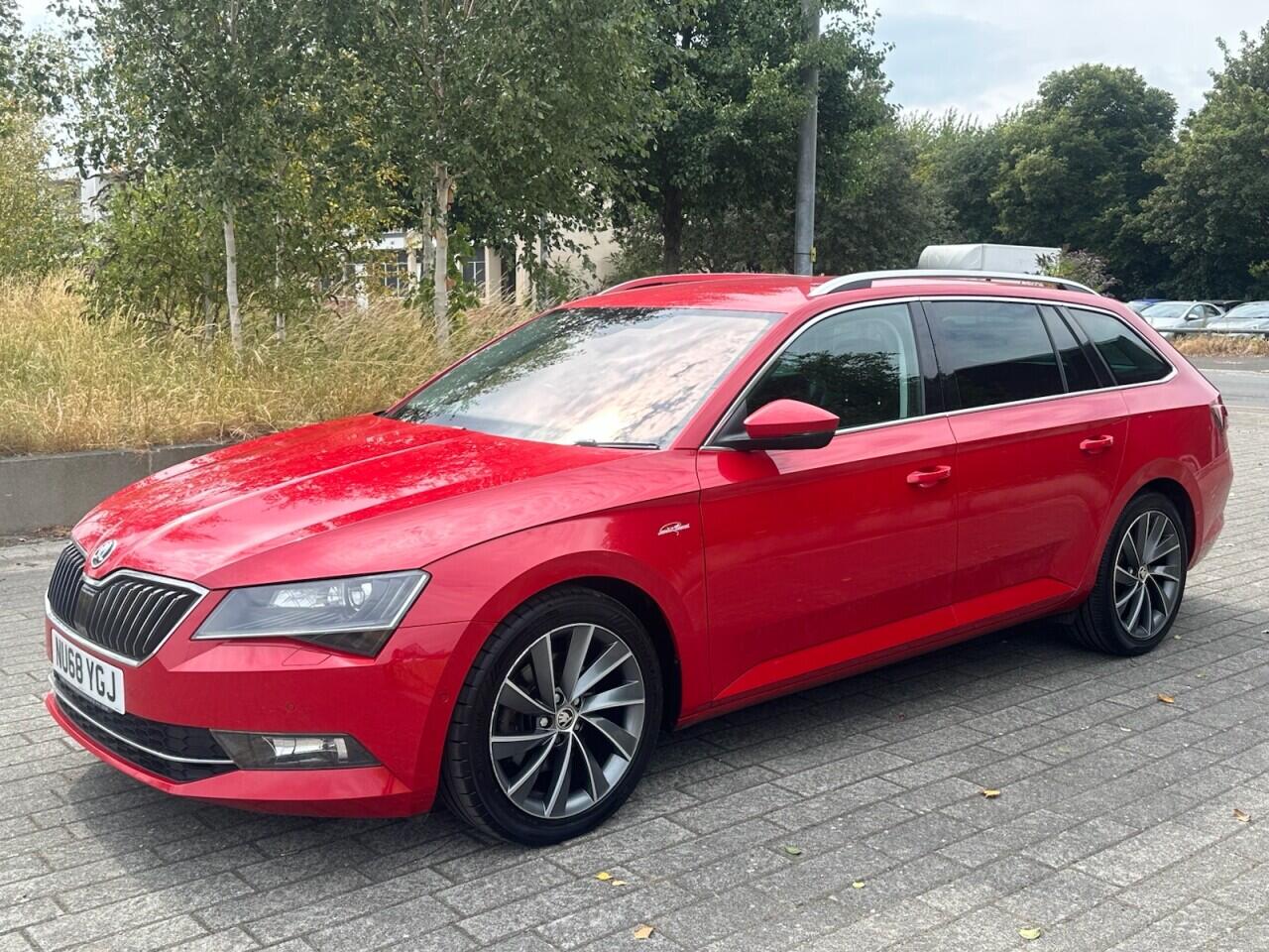 Skoda Superb view 12