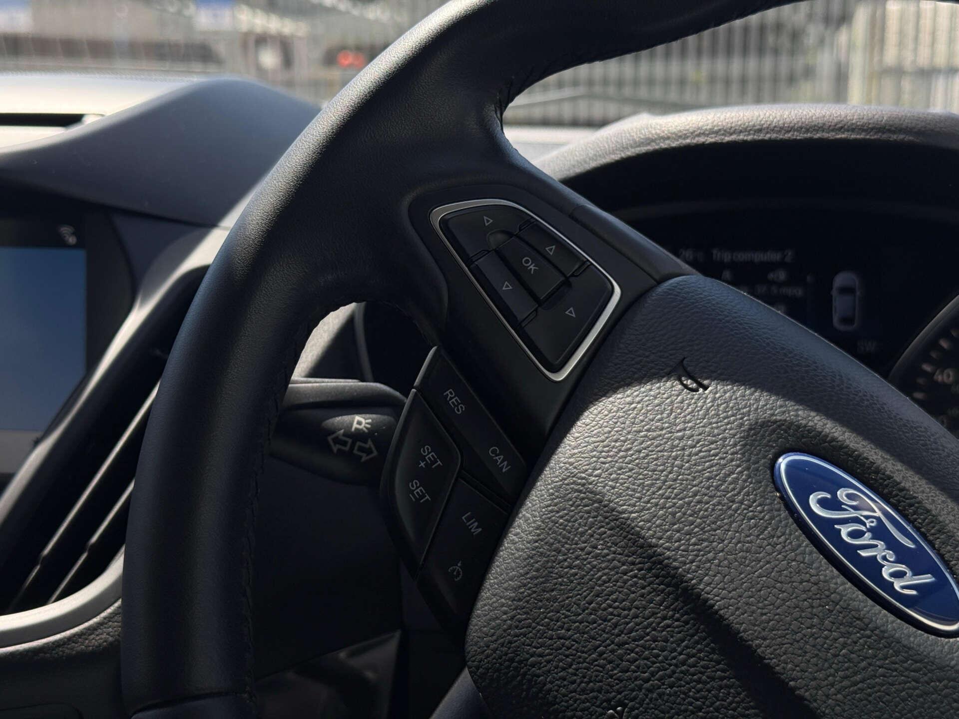 Ford Kuga view 54