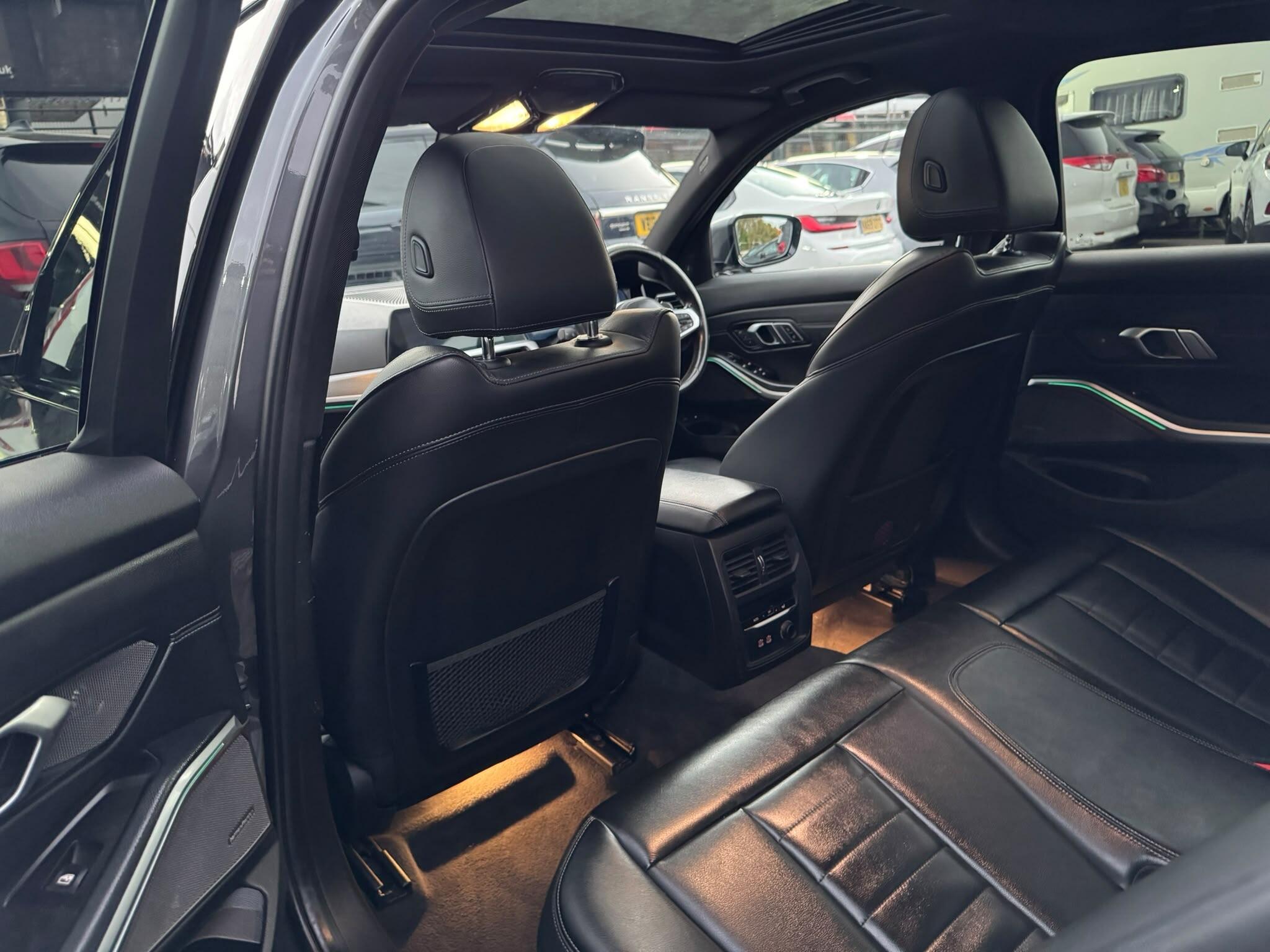 BMW 3 Series view 86