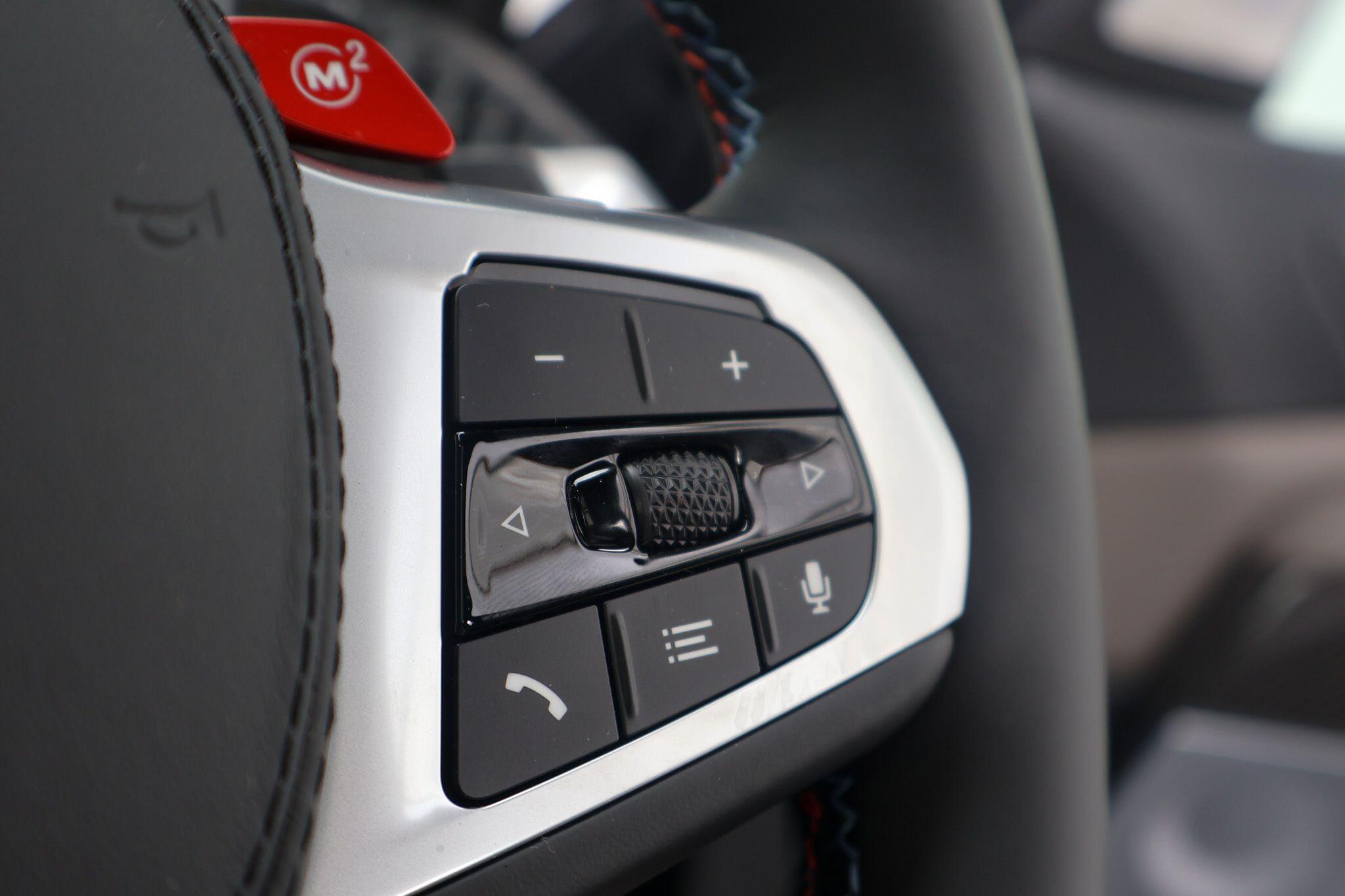 BMW X5 M view 24