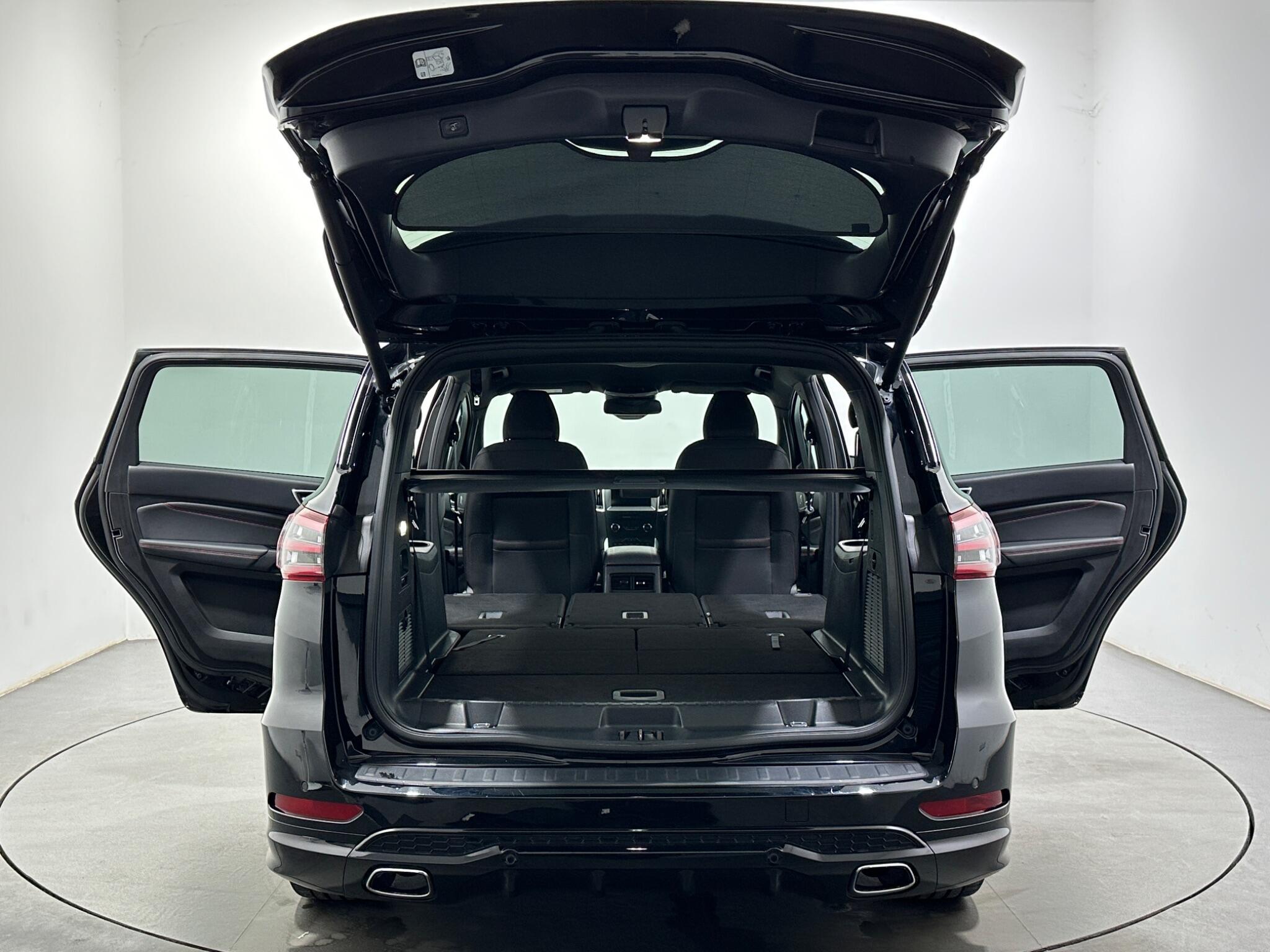 Ford S-Max view 46