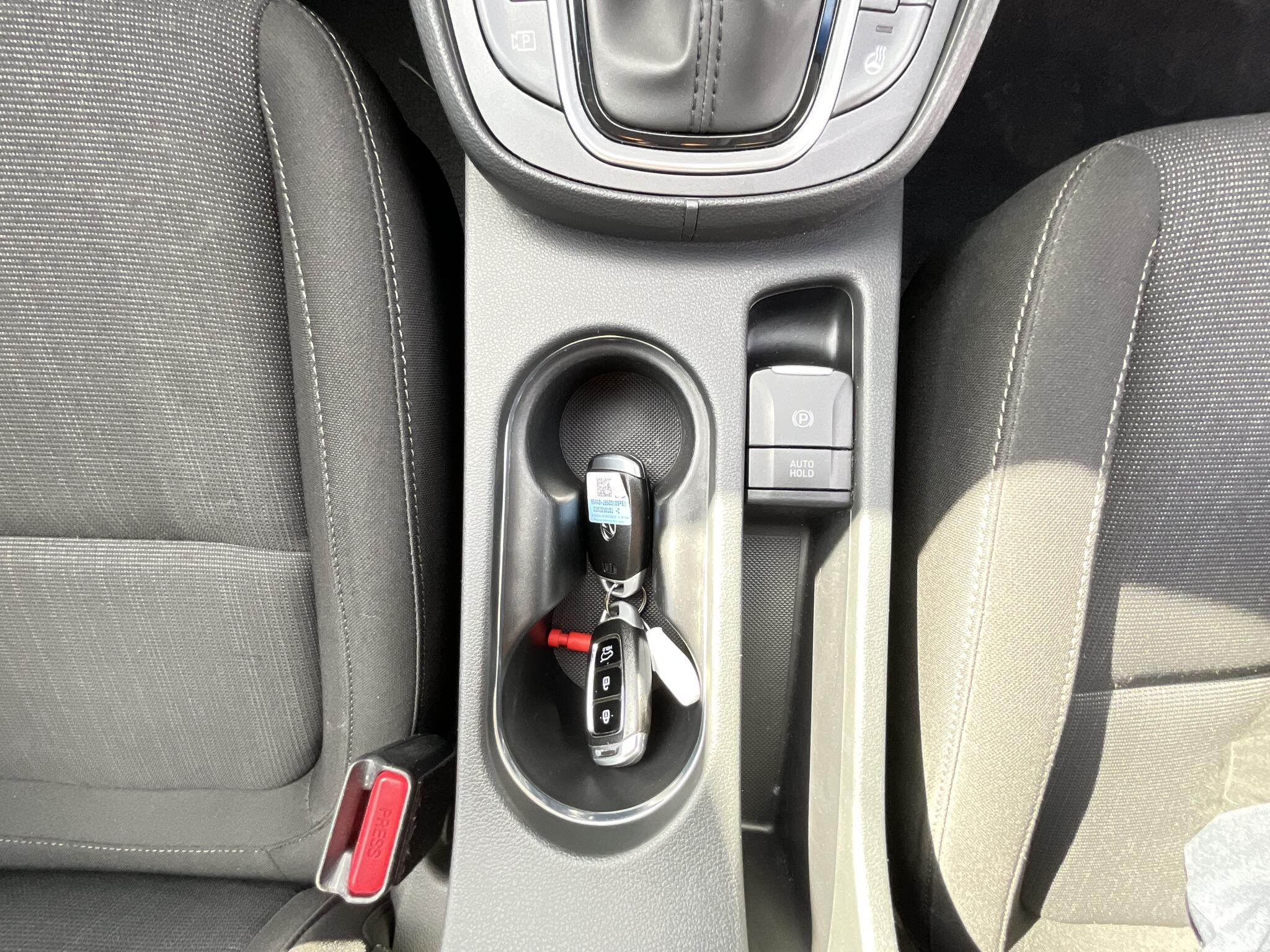 Hyundai Kona view 27