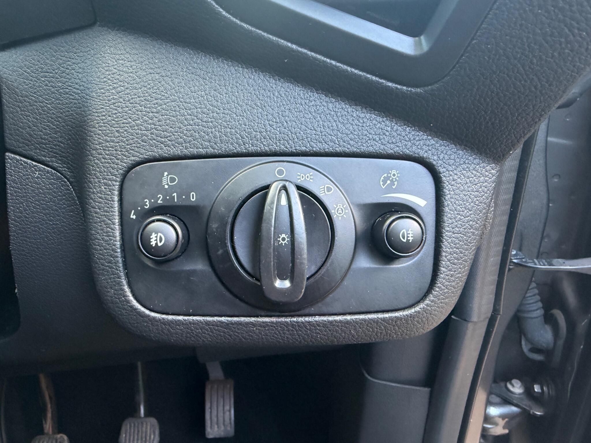 Ford Kuga view 20