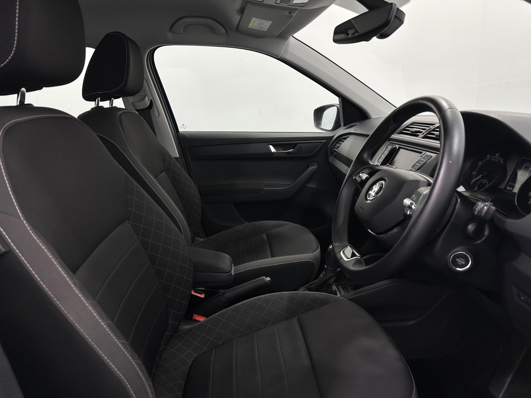 Skoda Fabia view 32