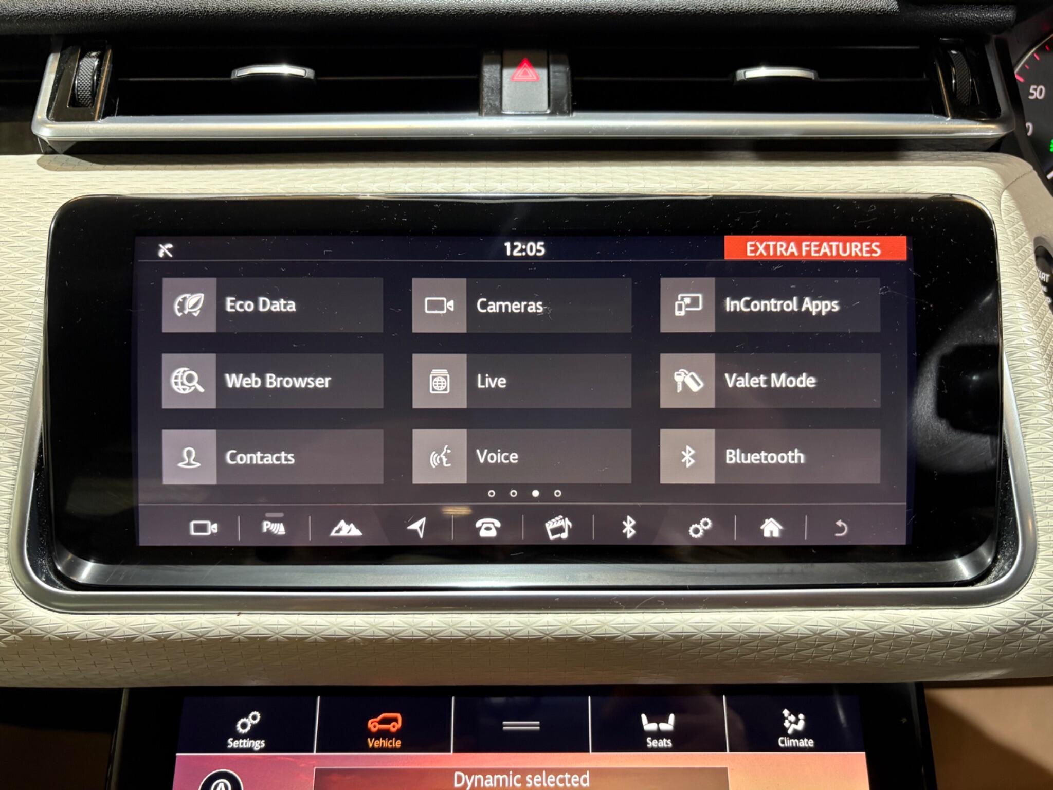 Land Rover Range Rover Velar view 44