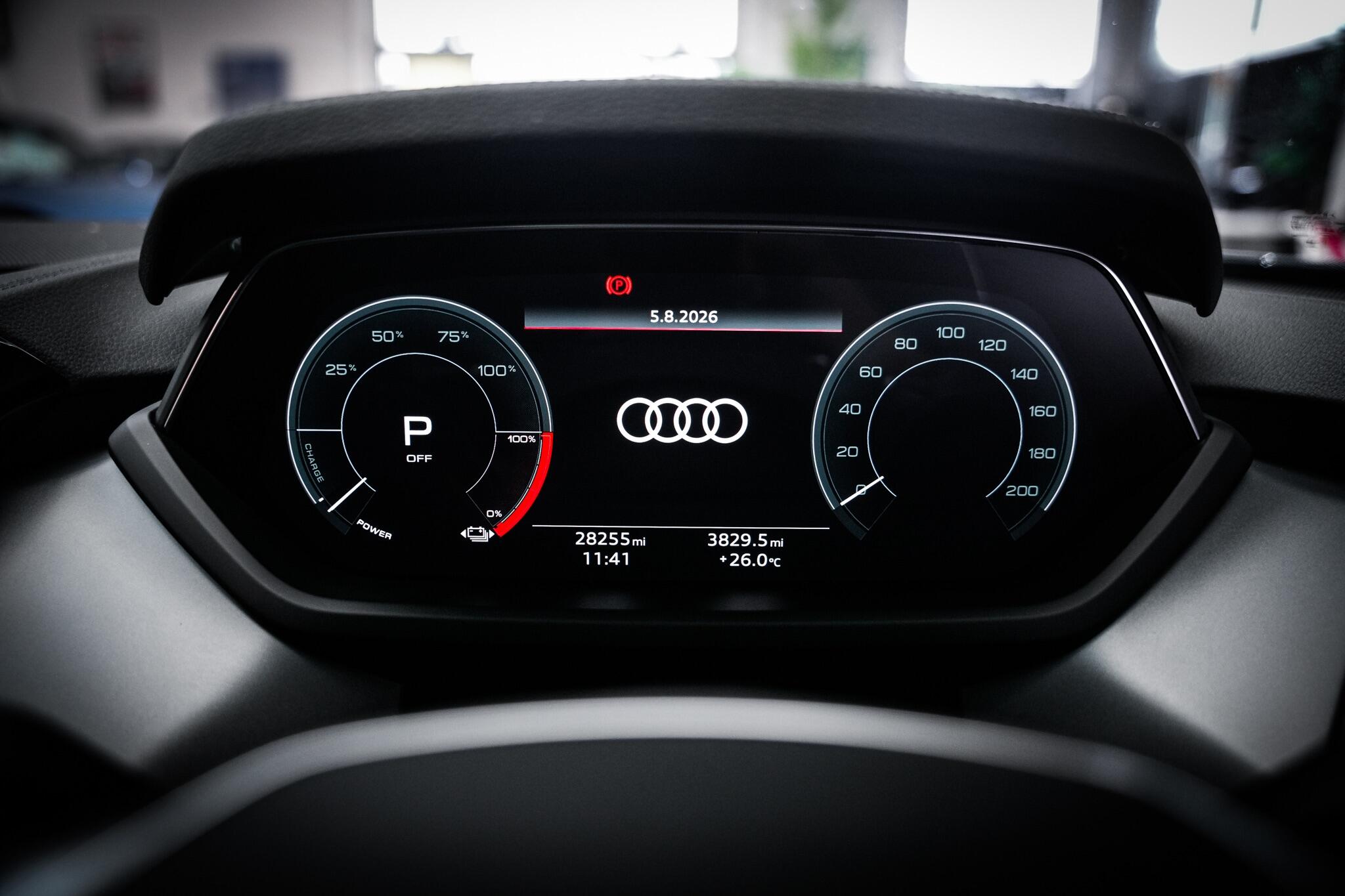 Audi e-tron GT view 21