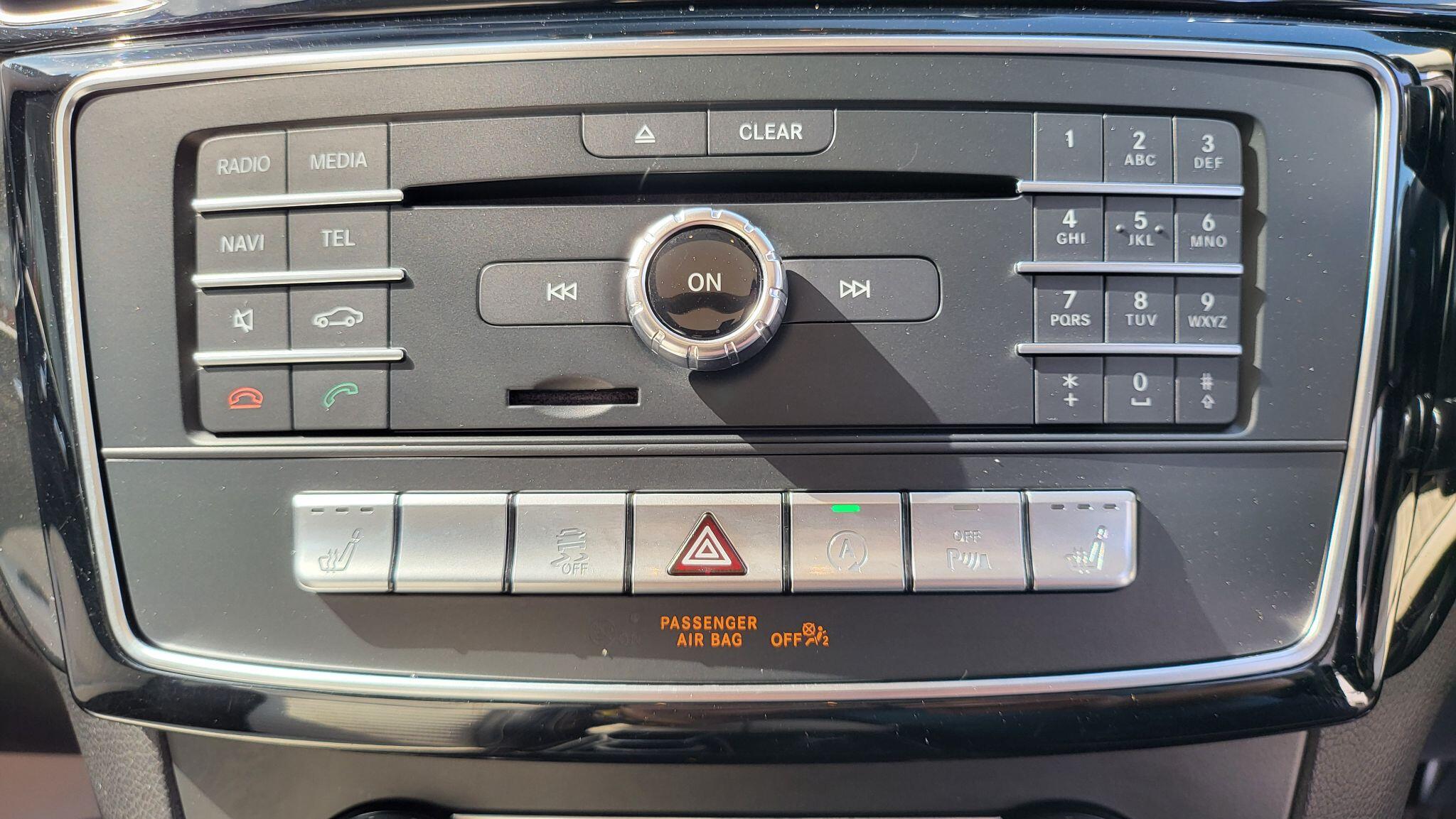 Mercedes-Benz Gle view 26