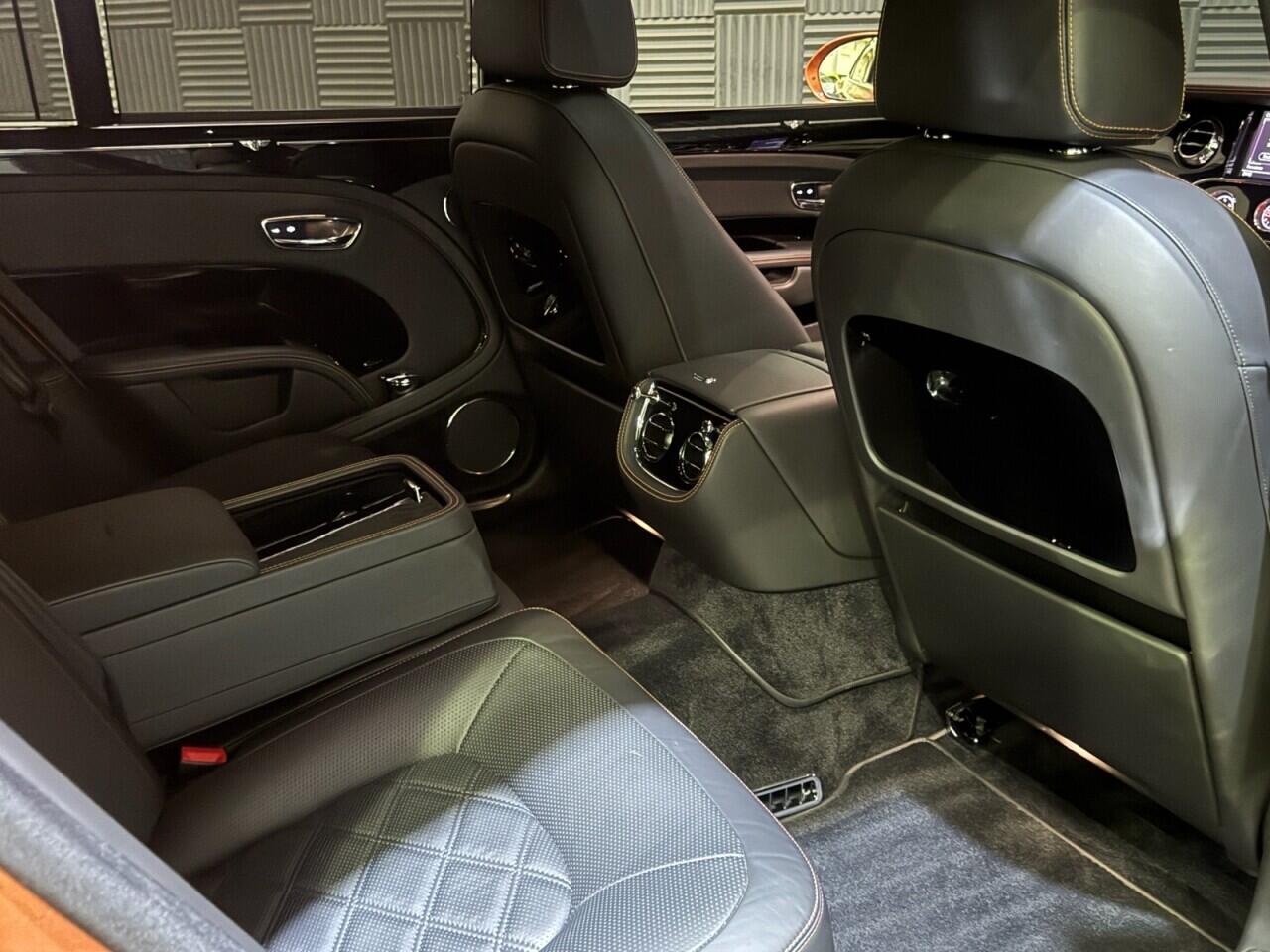 Bentley Mulsanne view 23