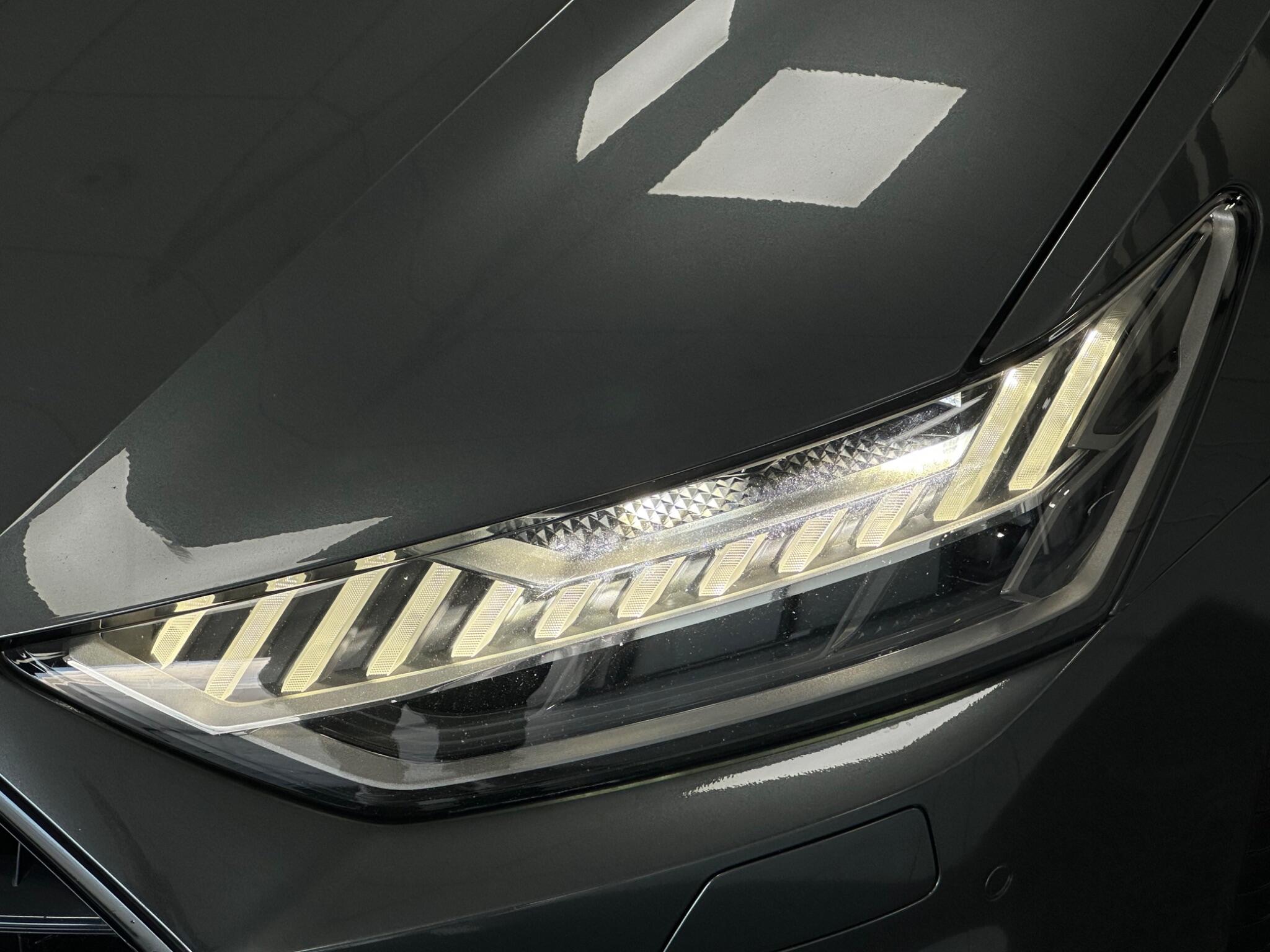 Audi A7 view 45