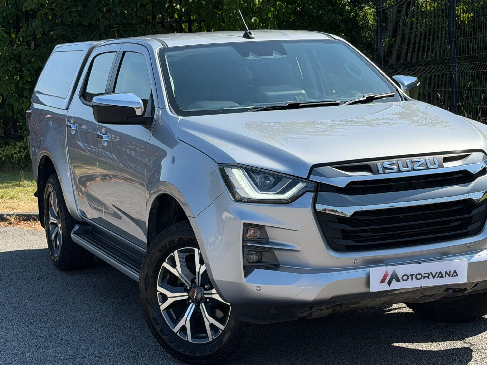 Isuzu D-Max view 5