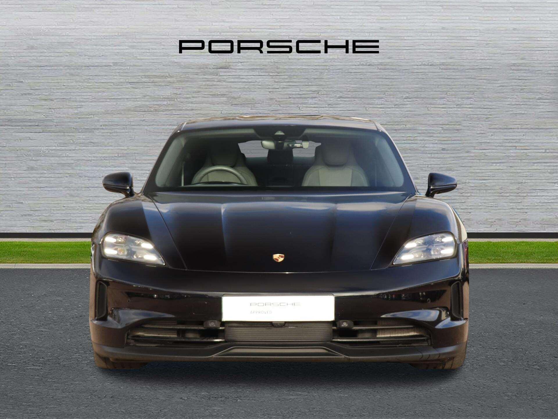 Porsche Taycan view 8