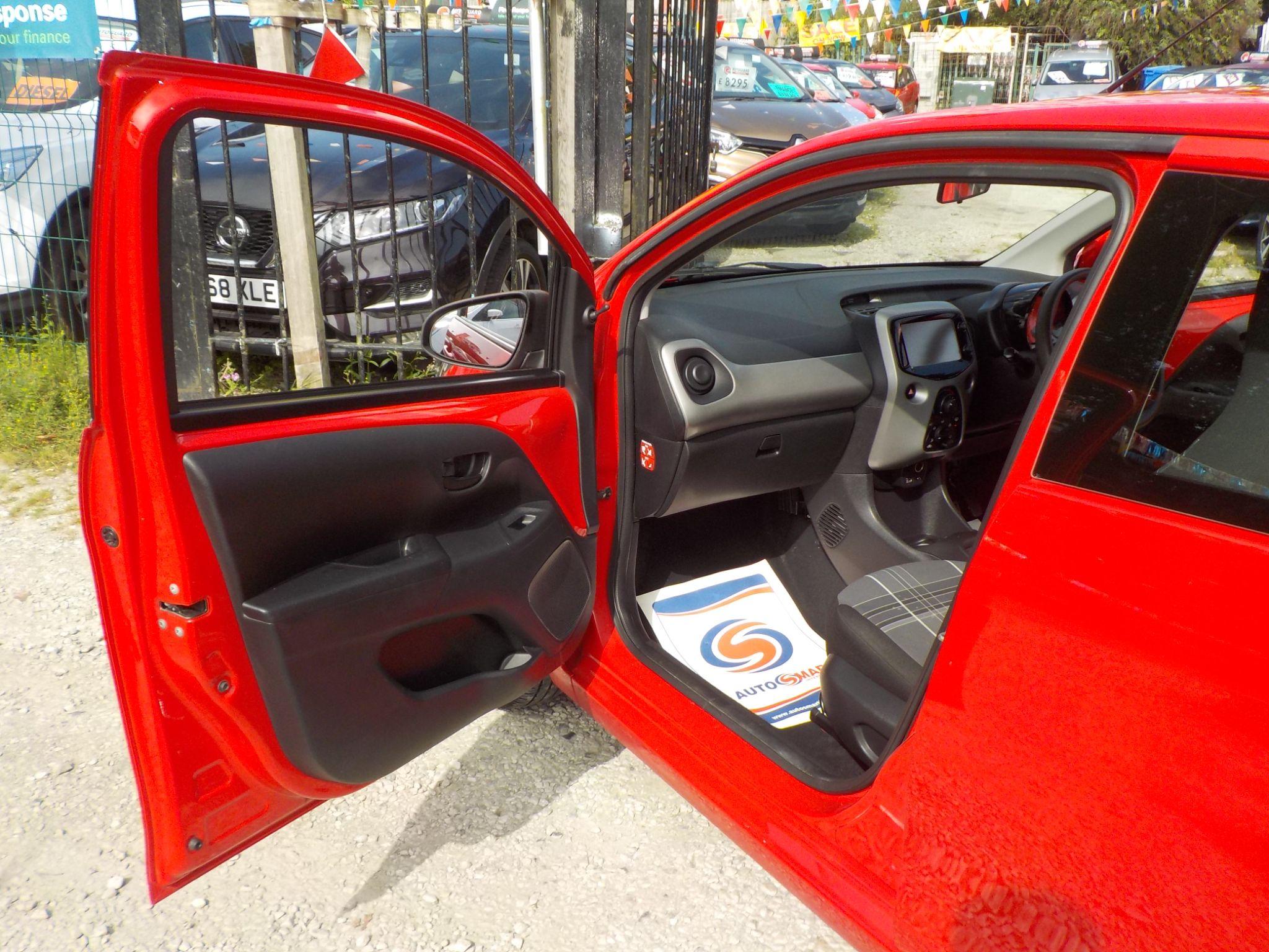 Peugeot 108 1.0 Active Euro 6 5dr