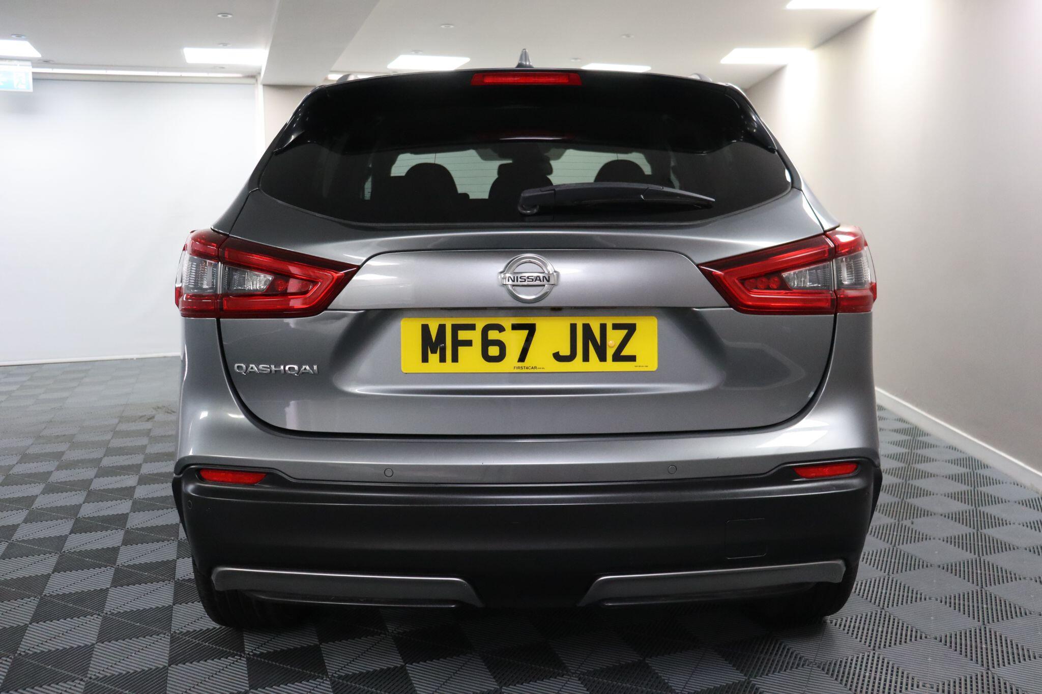 Nissan Qashqai view 18