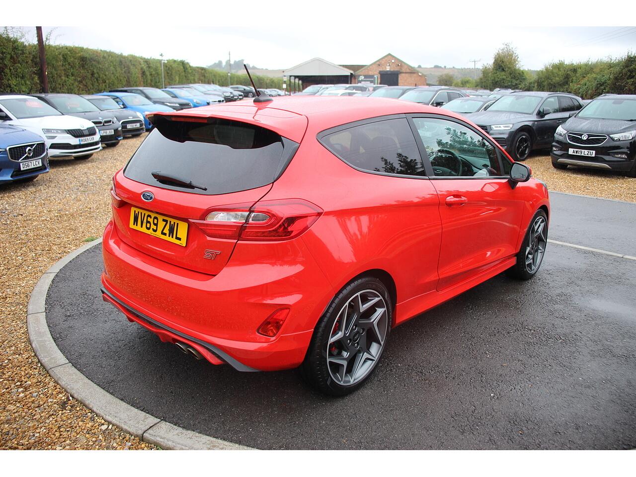 Ford Fiesta view 11