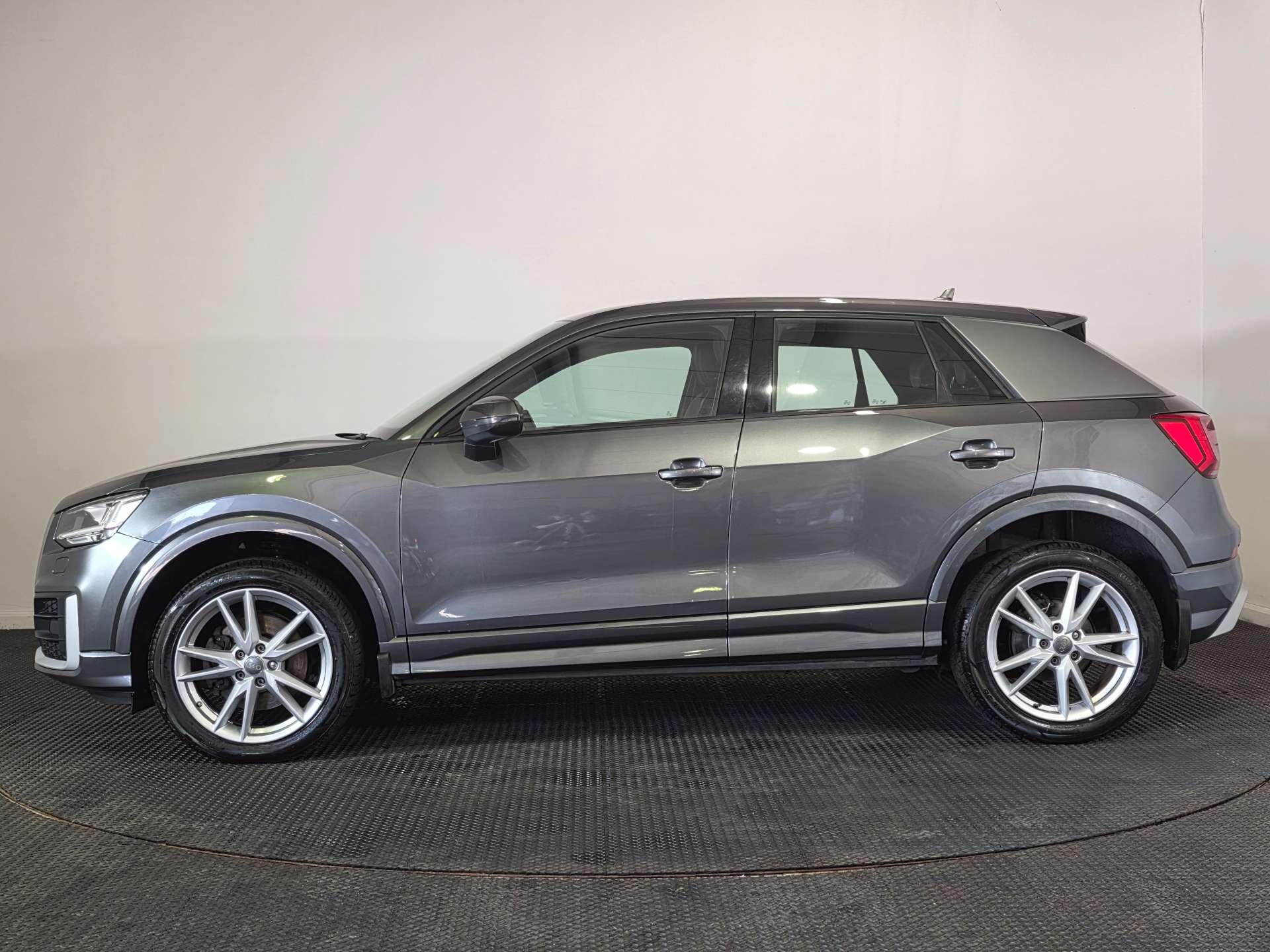 Audi Q2 view 4