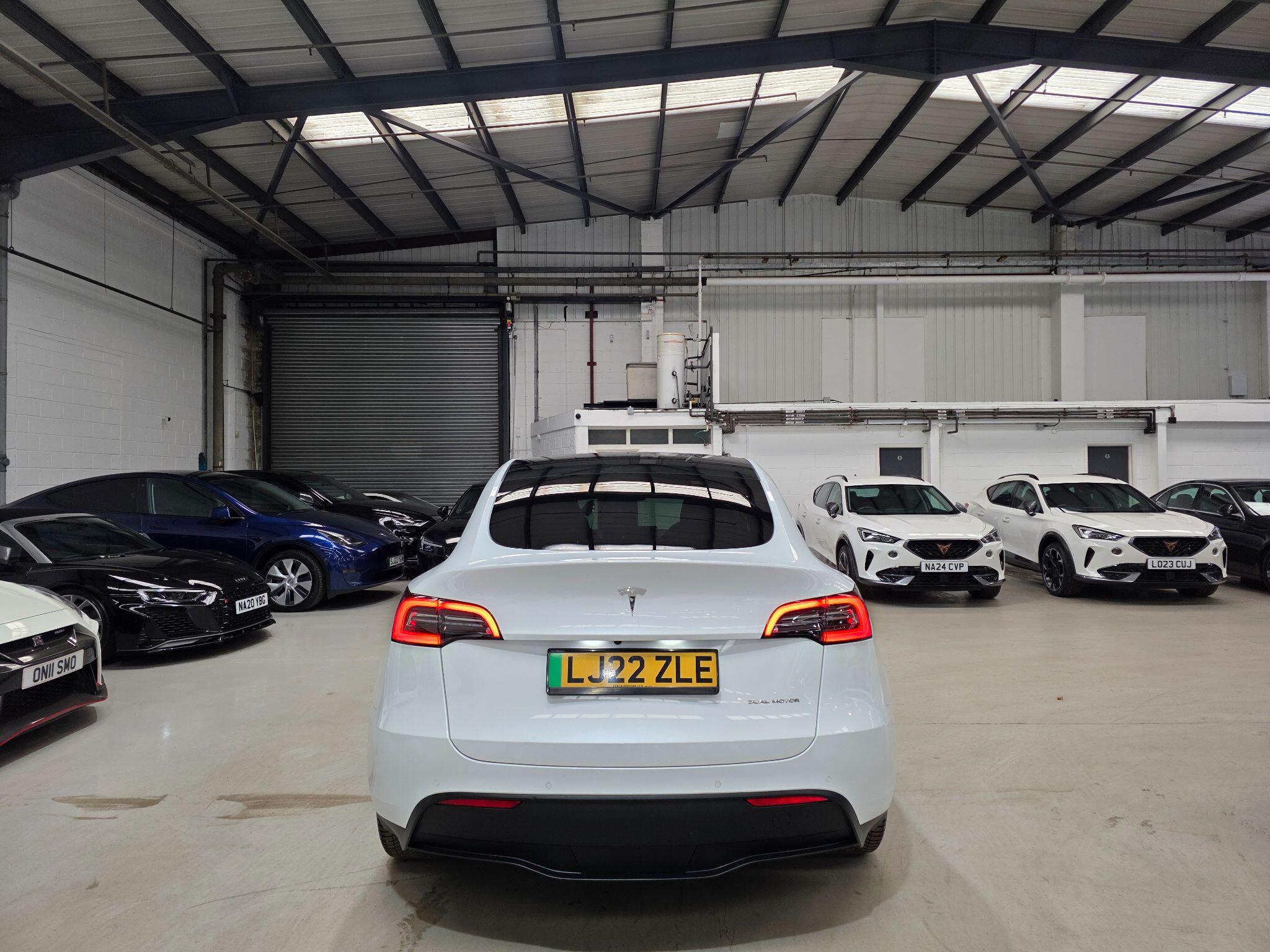 Tesla Model Y view 4