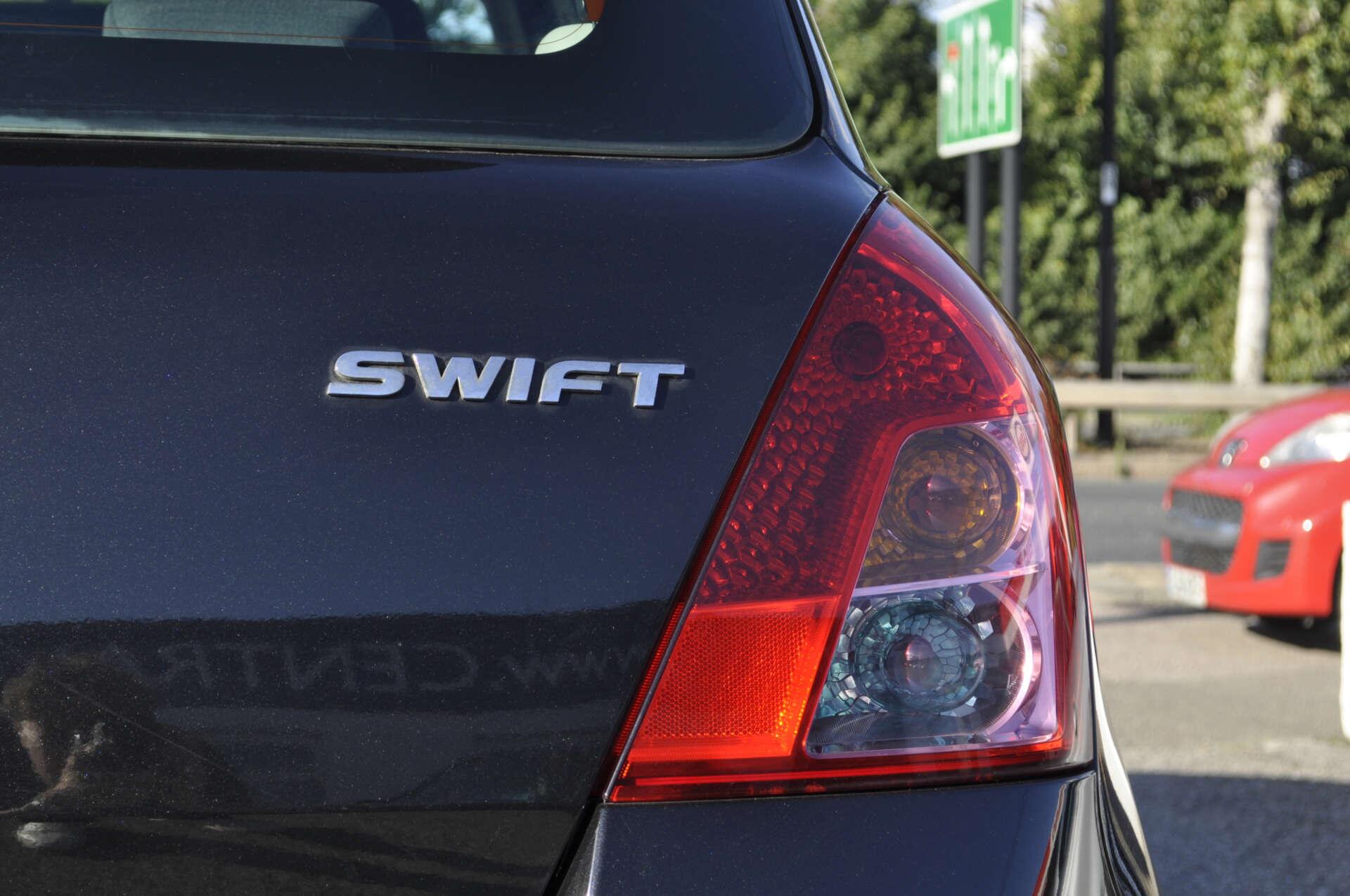 Suzuki Swift view 22