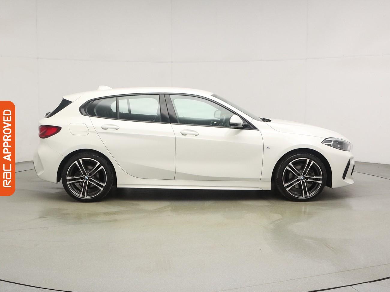 BMW 1 Series view 6