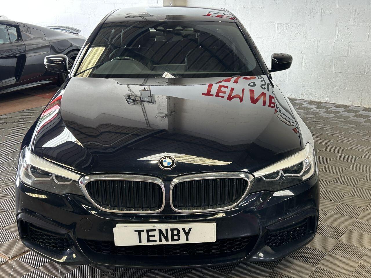 BMW 5 Series view 4