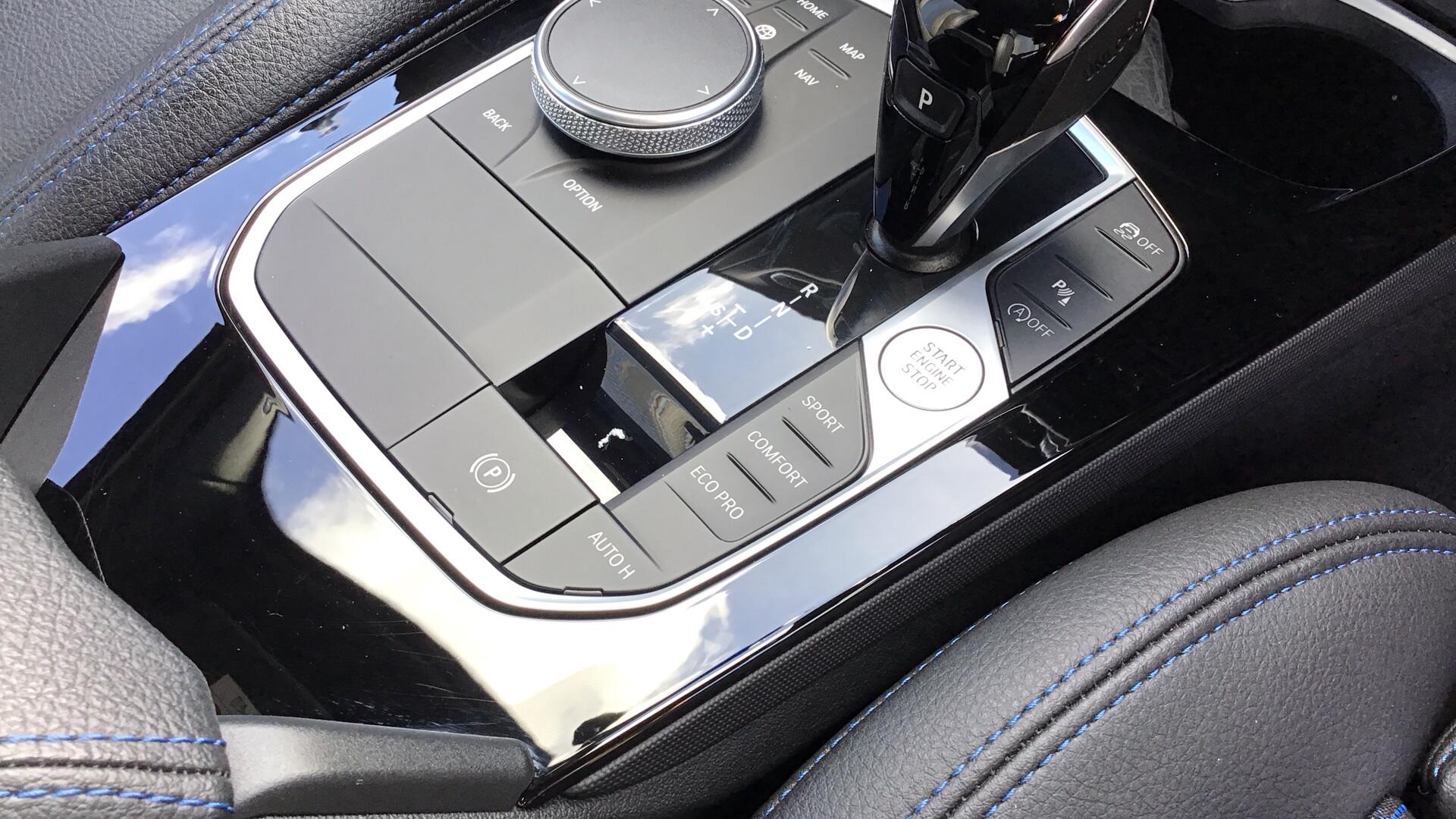 BMW 1 Series view 19