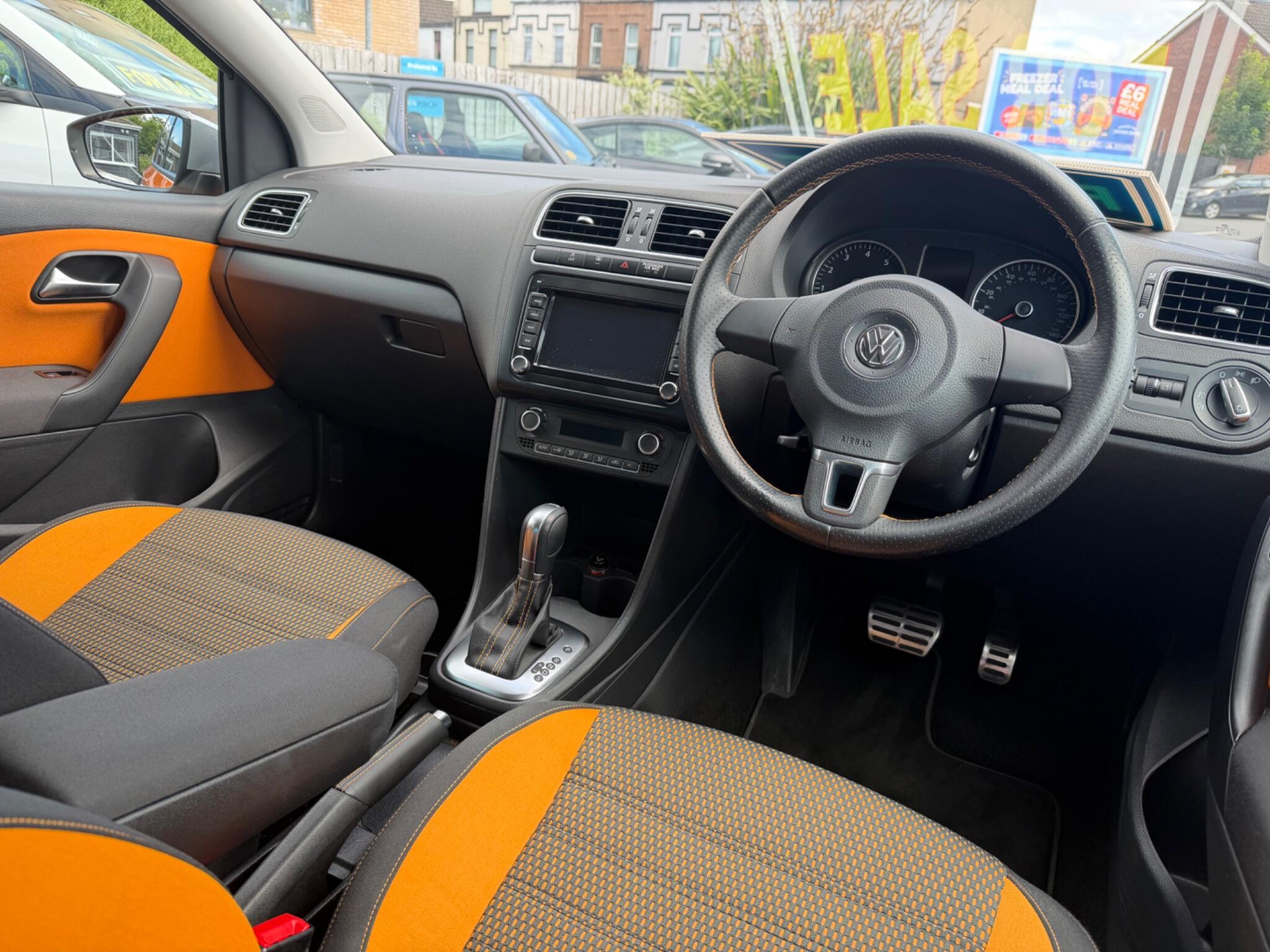 Volkswagen Polo view 15