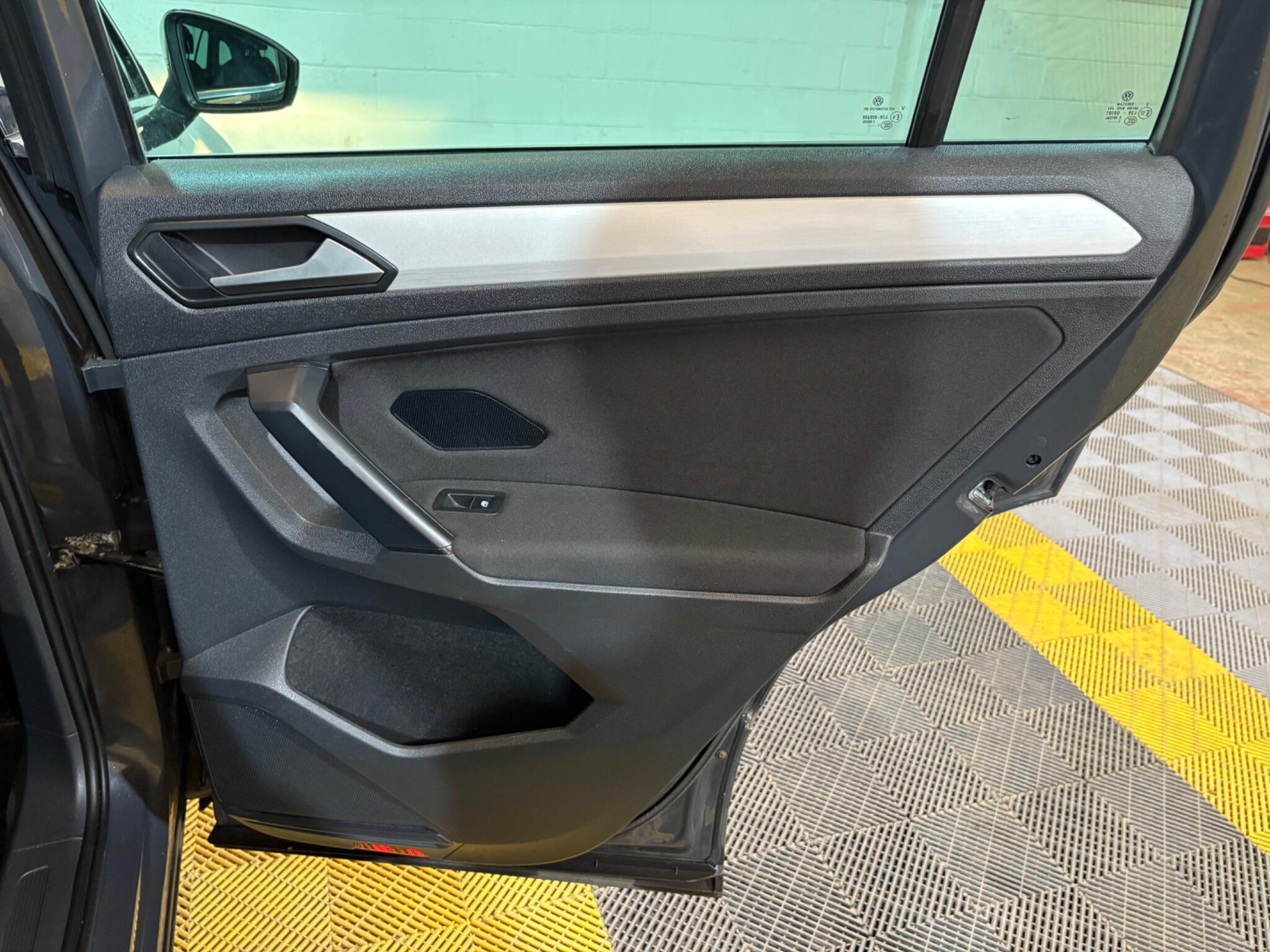 Volkswagen Tiguan view 46