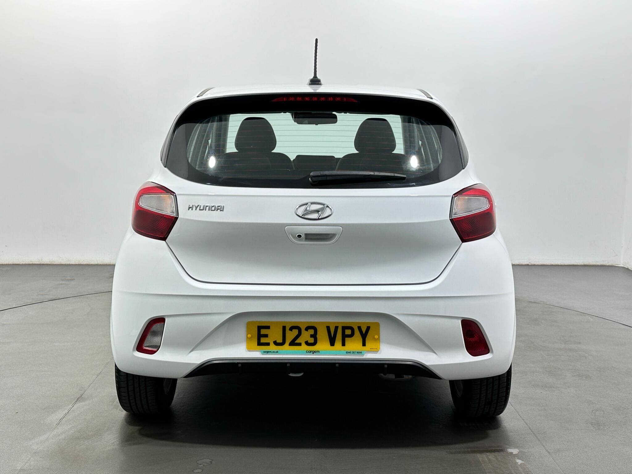 Hyundai I10 view 7