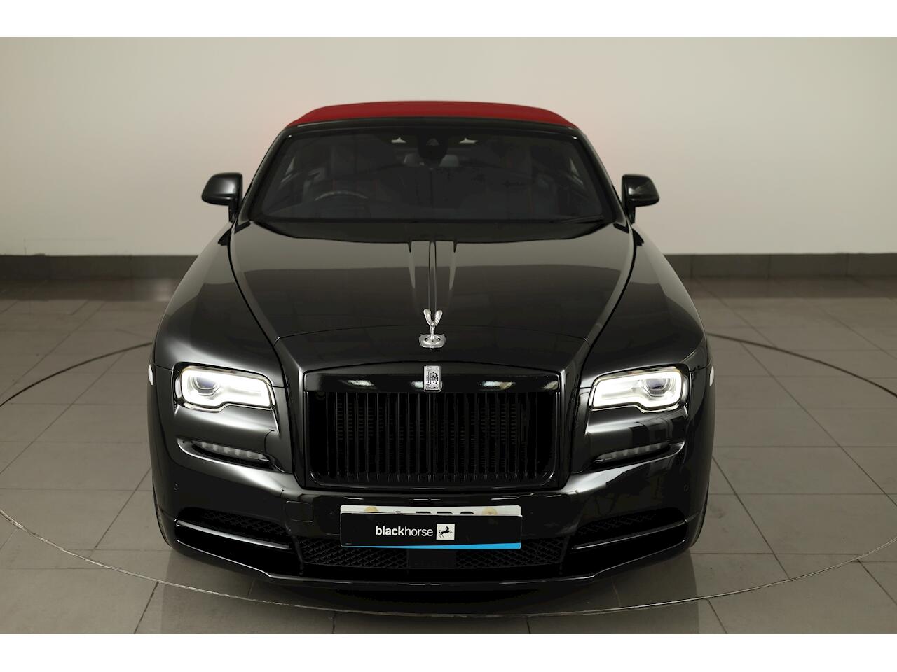 Rolls-Royce Dawn view 26