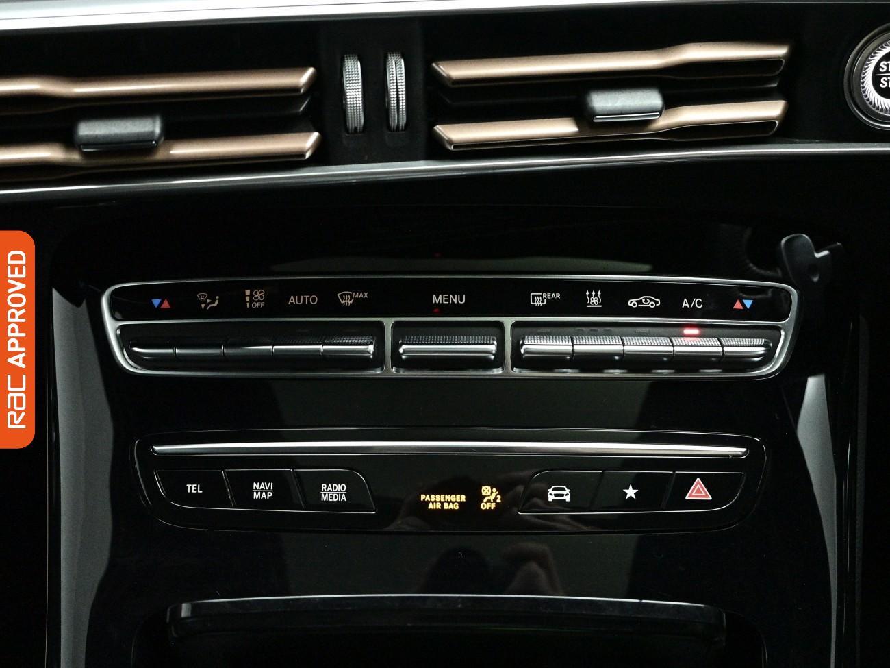 Mercedes-Benz Eqc view 19
