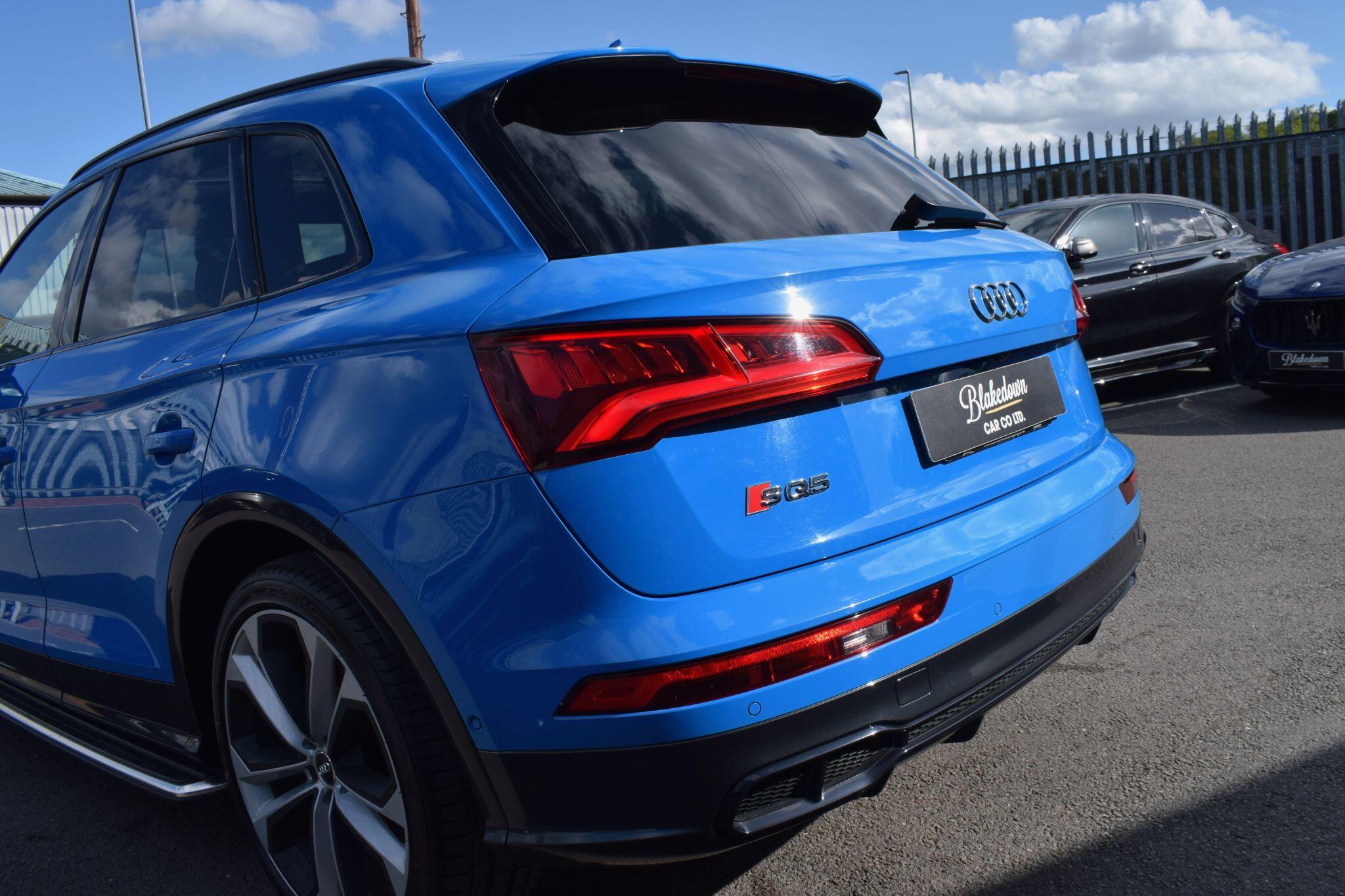 Audi SQ5 view 51