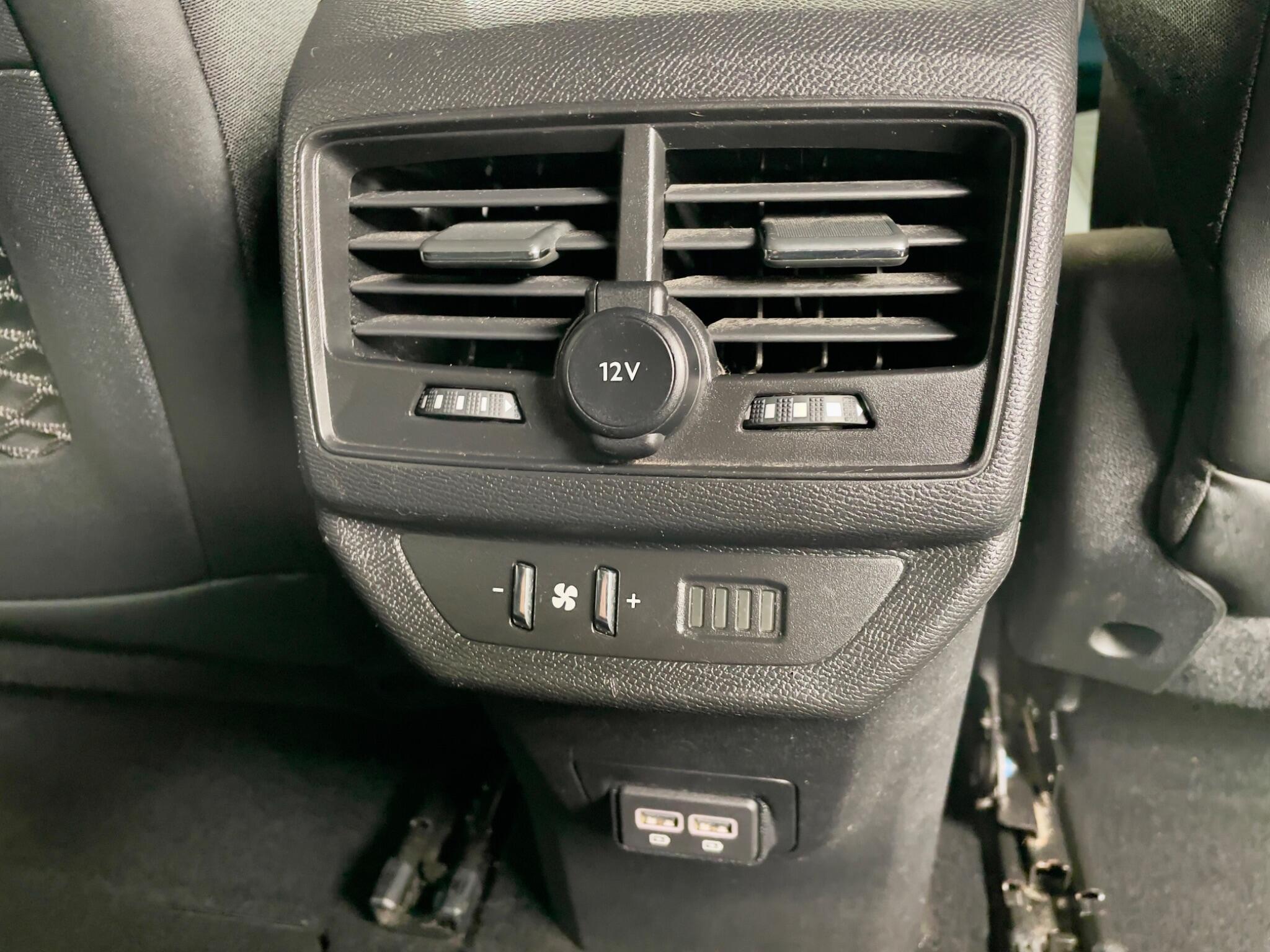 Peugeot 5008 view 47