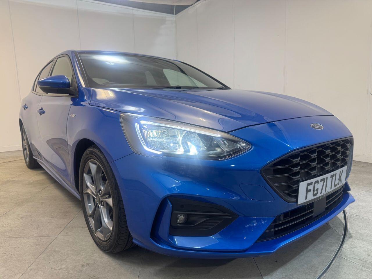 Ford Focus view 13
