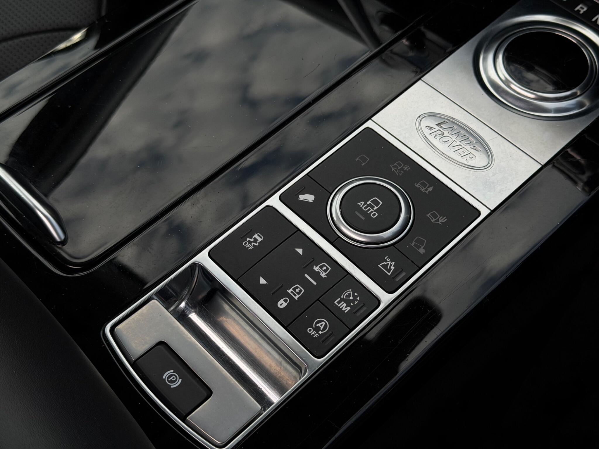 Land Rover Discovery view 54