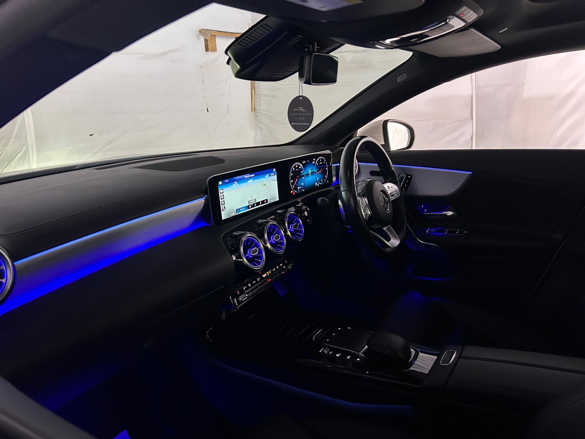 Mercedes-Benz Cla view 20