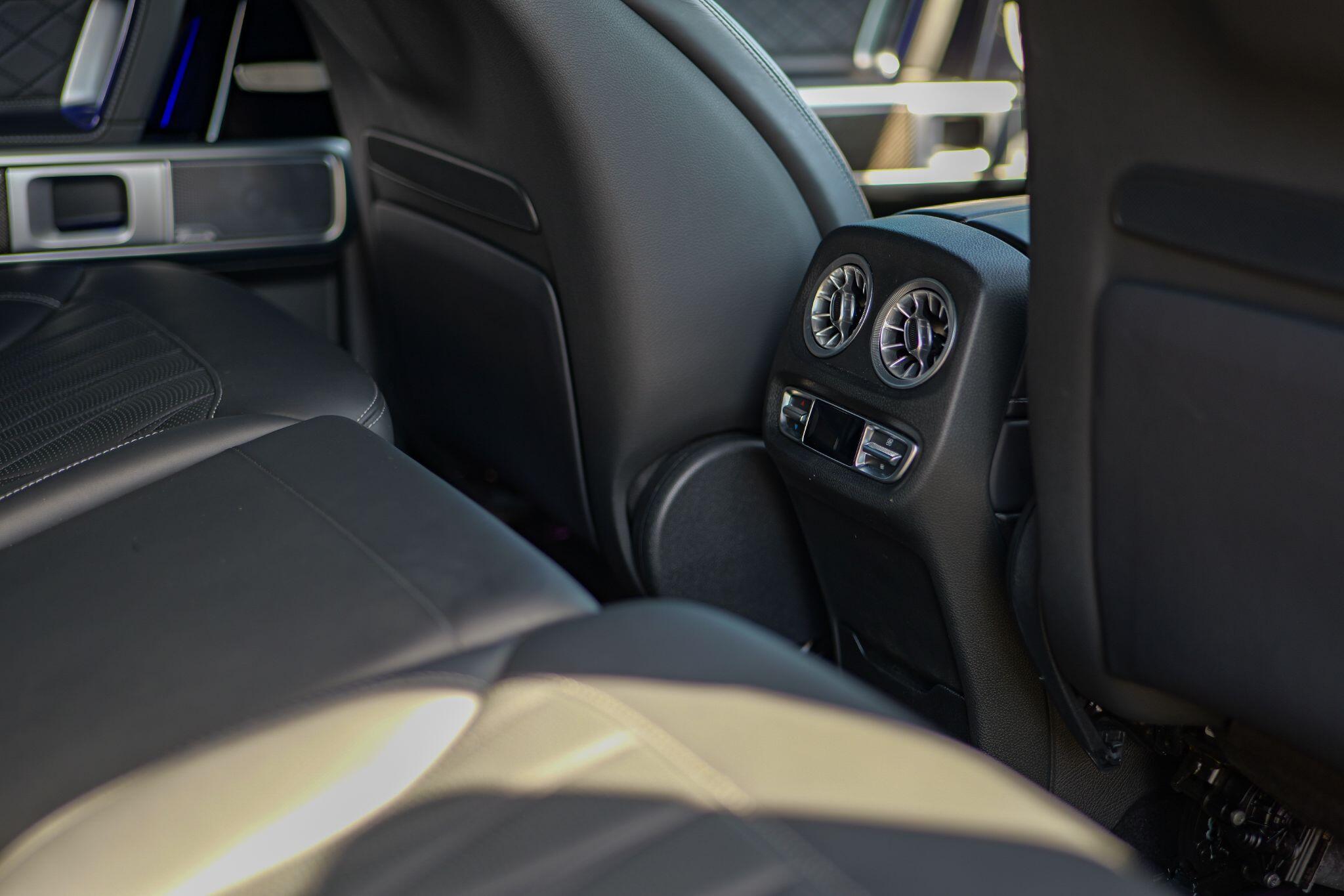 Mercedes-Benz G Class view 25
