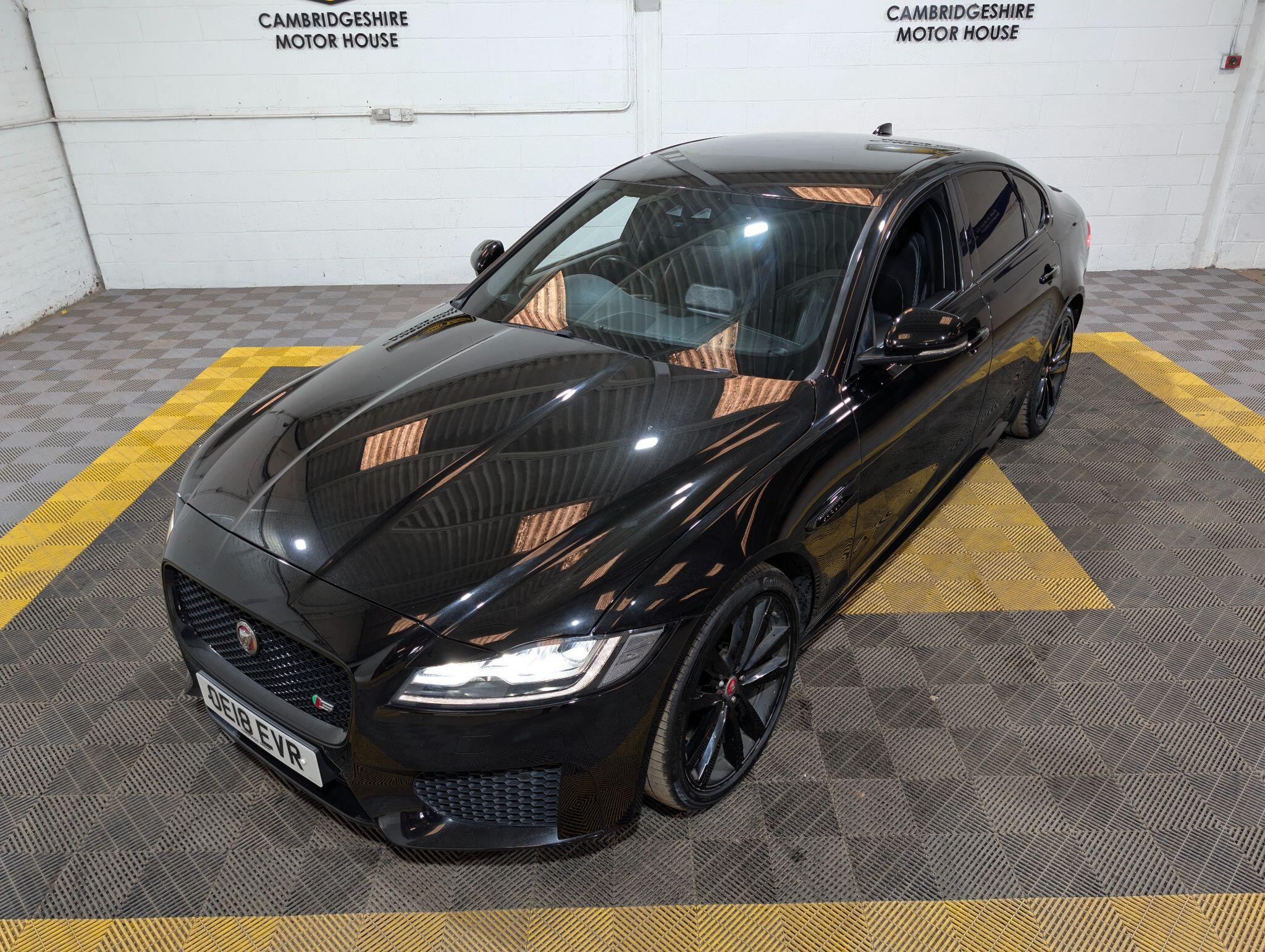 Jaguar XF view 24