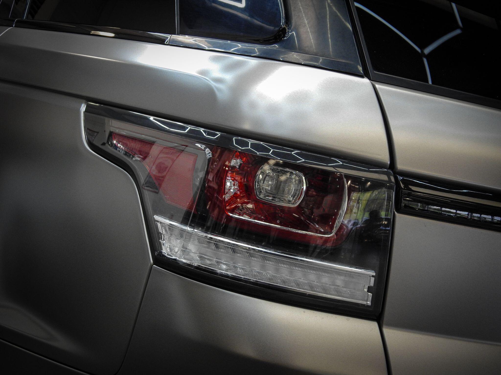 Land Rover Range Rover Sport view 17