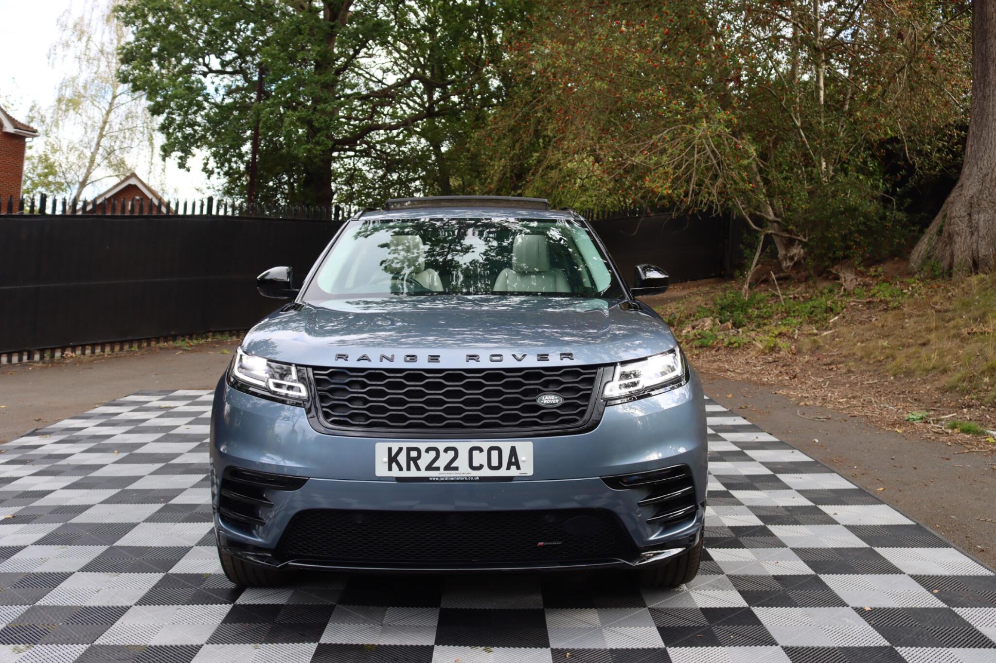 Land Rover Range Rover Velar view 28
